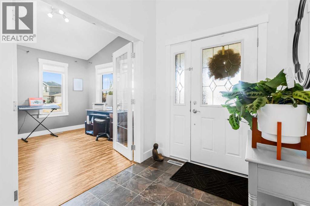 811 Boulder Creek Drive SE, Langdon, Alberta  T0J 1X3 - Photo 4 - A2277003