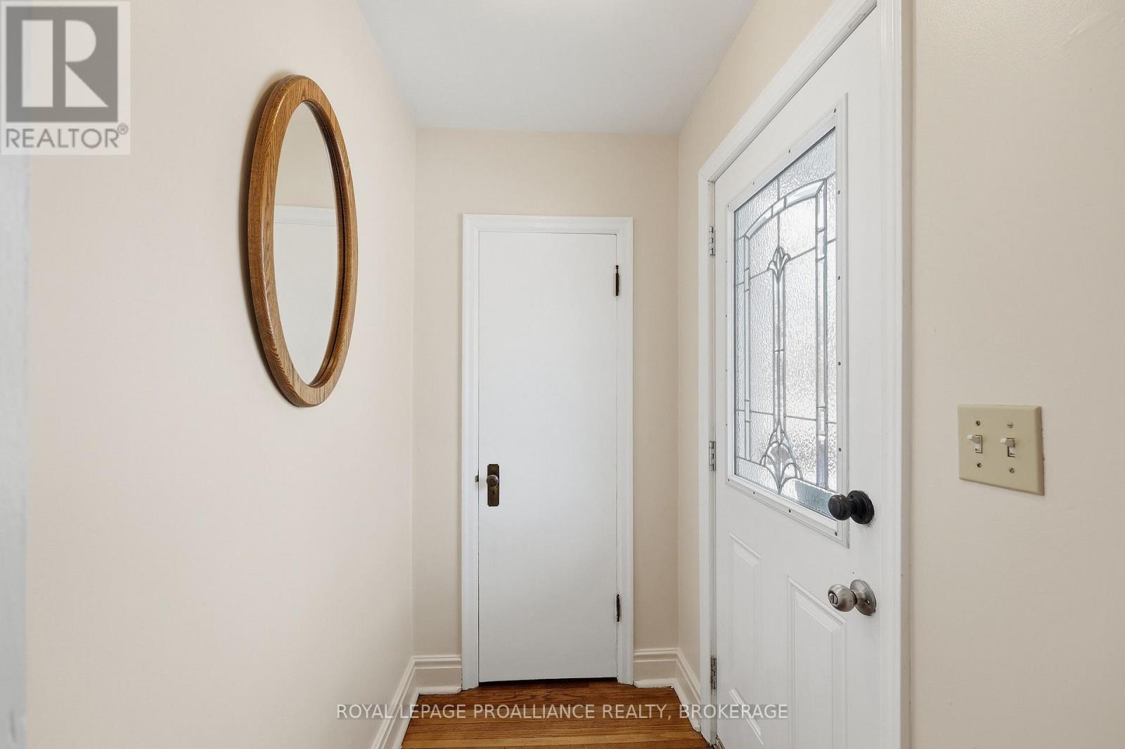 419 College Street, Kingston, Ontario  K7L 4M8 - Photo 4 - X12923286