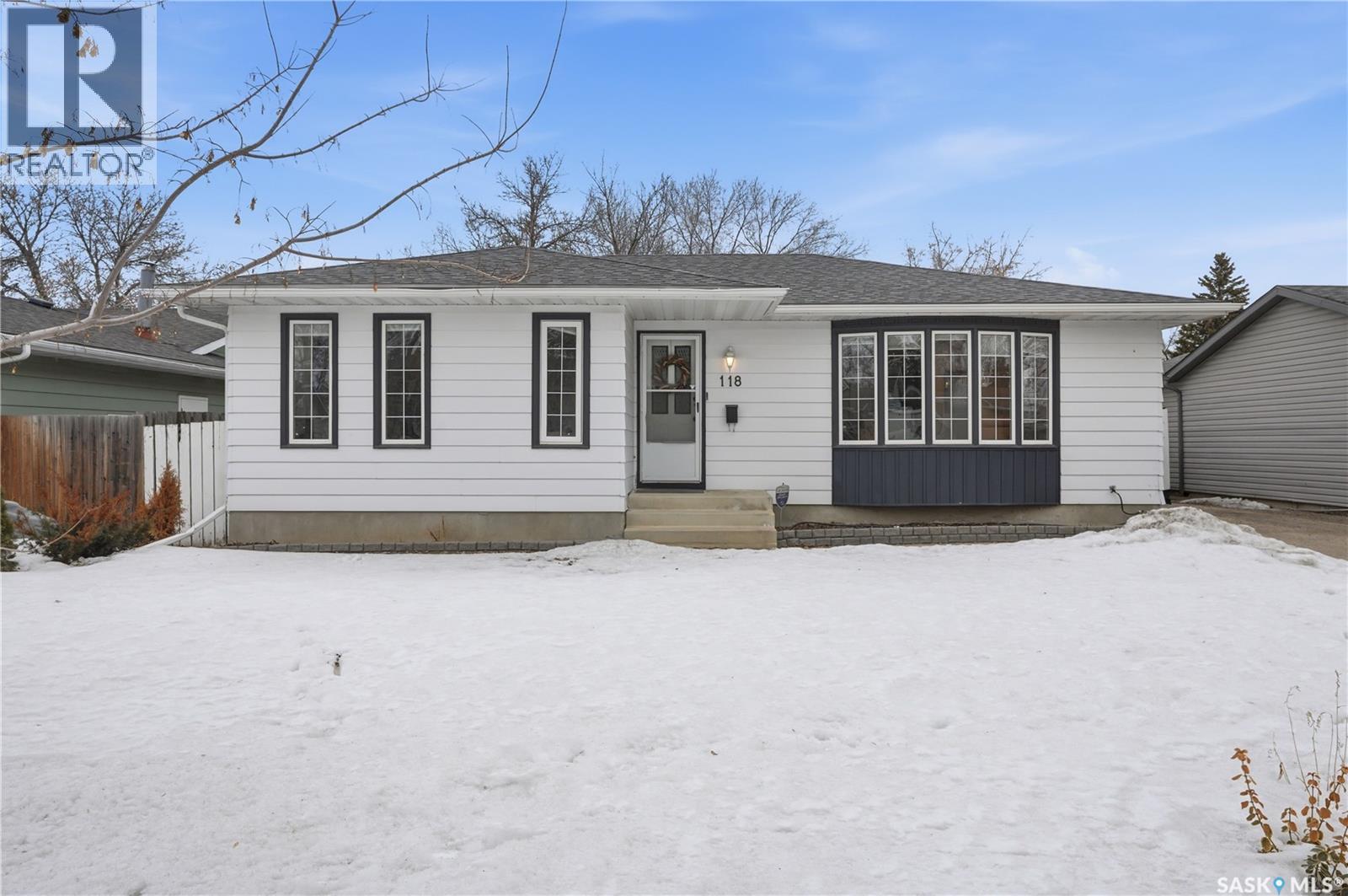 118 Appleby Drive, Saskatoon, Saskatchewan  S7M 4B5 - Photo 2 - SK031351