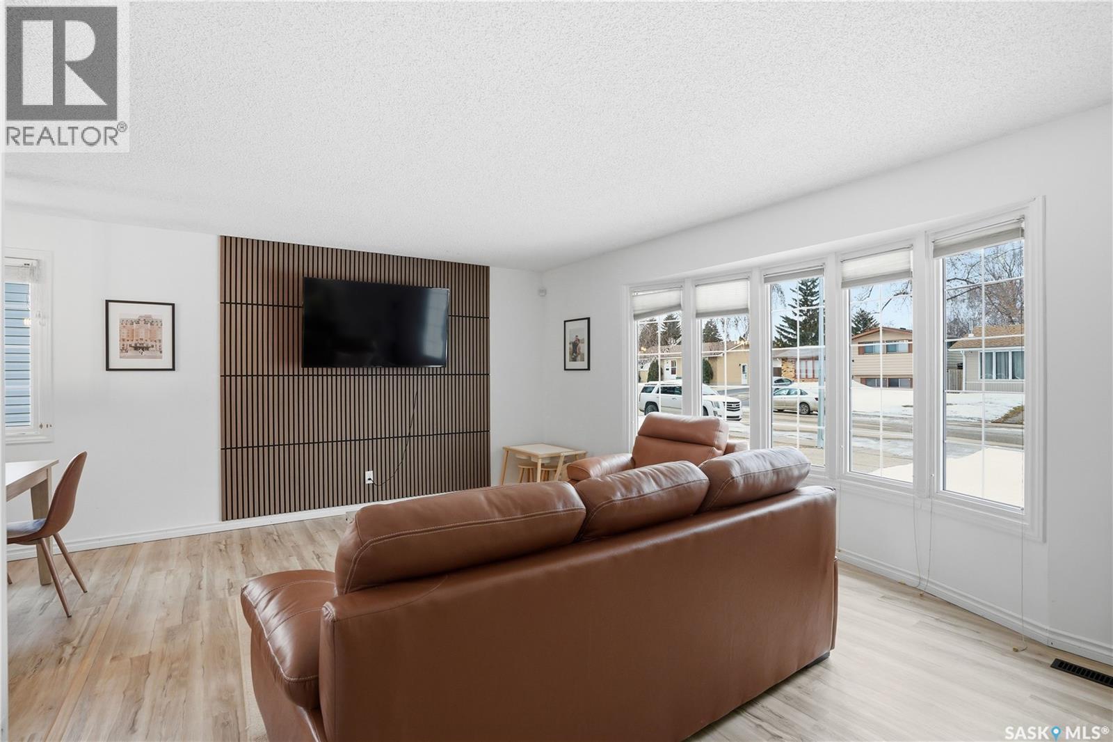 118 Appleby Drive, Saskatoon, Saskatchewan  S7M 4B5 - Photo 5 - SK031351