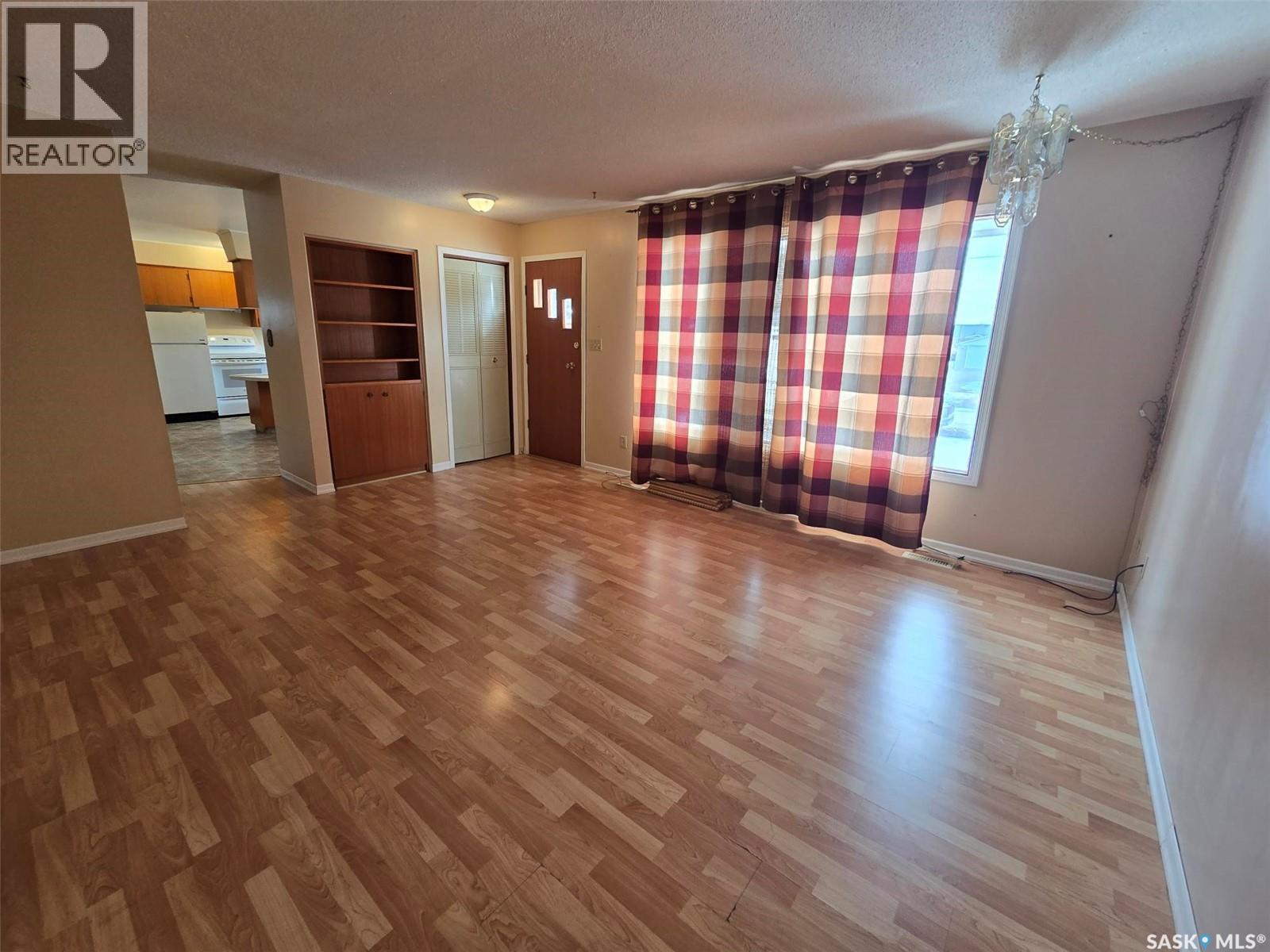 904 Francis Street, Grenfell, Saskatchewan  S0G 2B0 - Photo 18 - SK031311