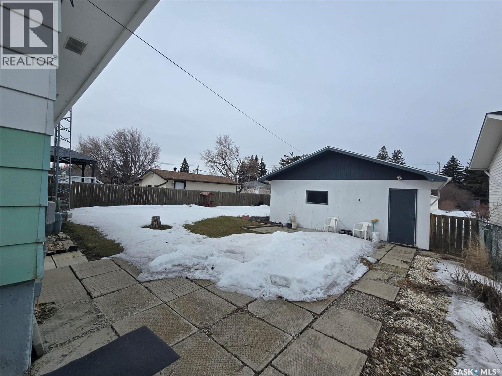 904 Francis Street, Grenfell, Saskatchewan  S0G 2B0 - Photo 41 - SK031311