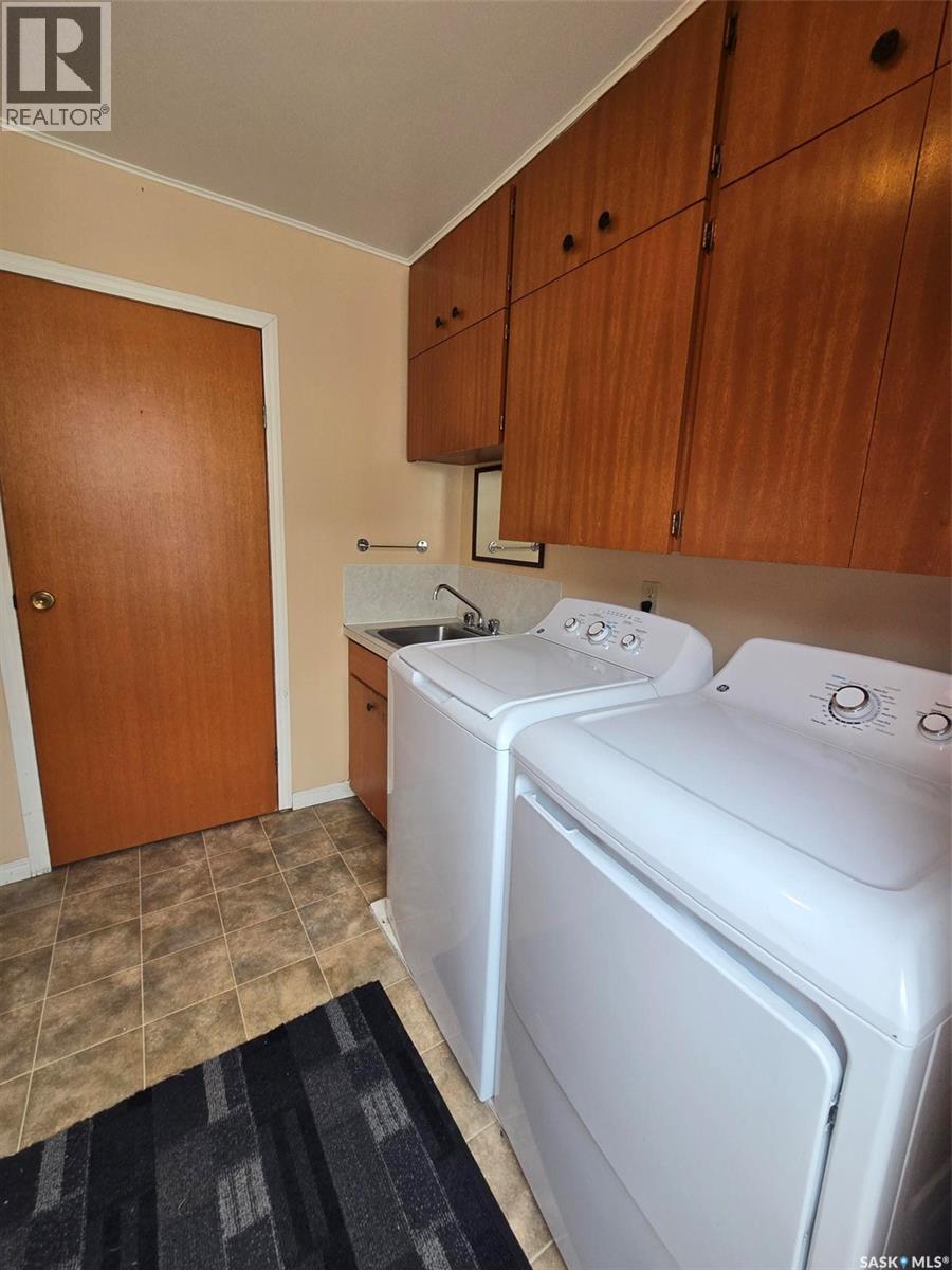 904 Francis Street, Grenfell, Saskatchewan  S0G 2B0 - Photo 6 - SK031311