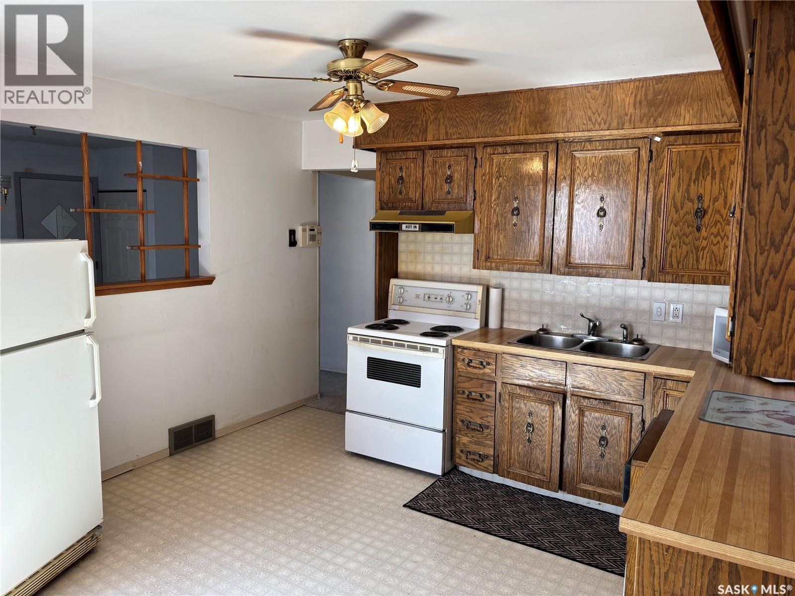 285 Cornwall Street N, Regina, Saskatchewan  S4R 3A3 - Photo 10 - SK031184