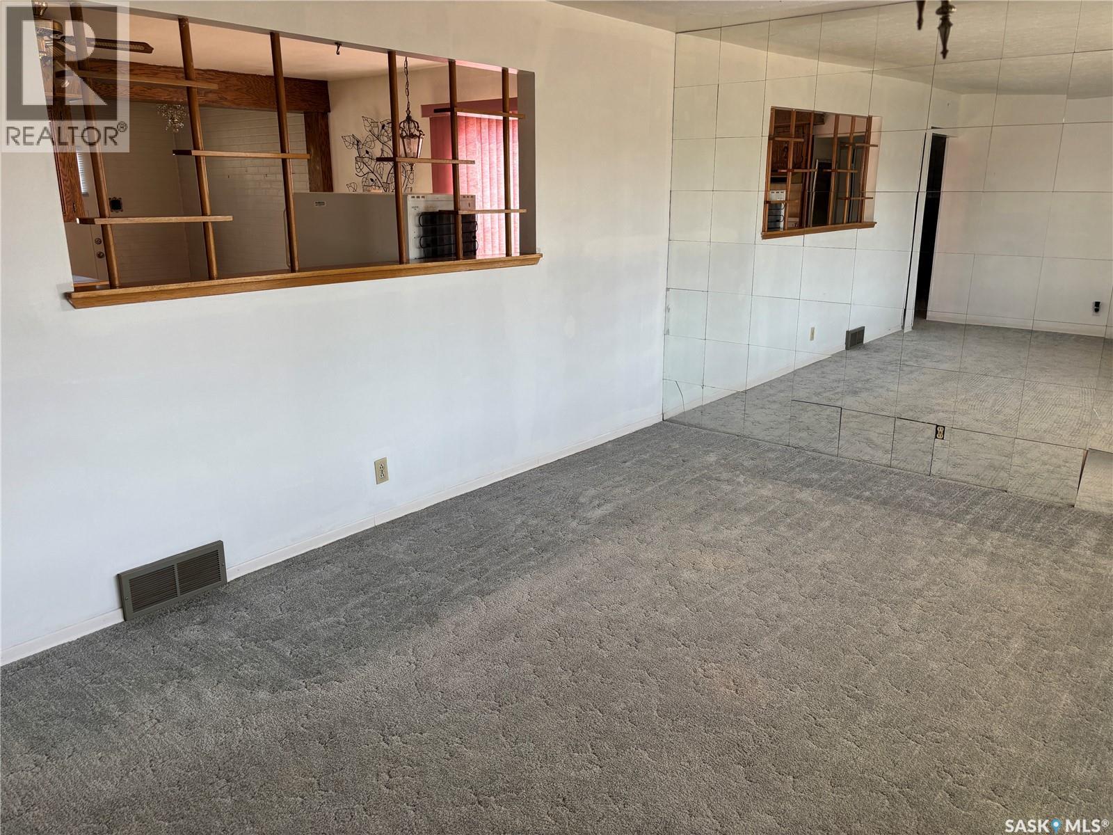 285 Cornwall Street N, Regina, Saskatchewan  S4R 3A3 - Photo 12 - SK031184