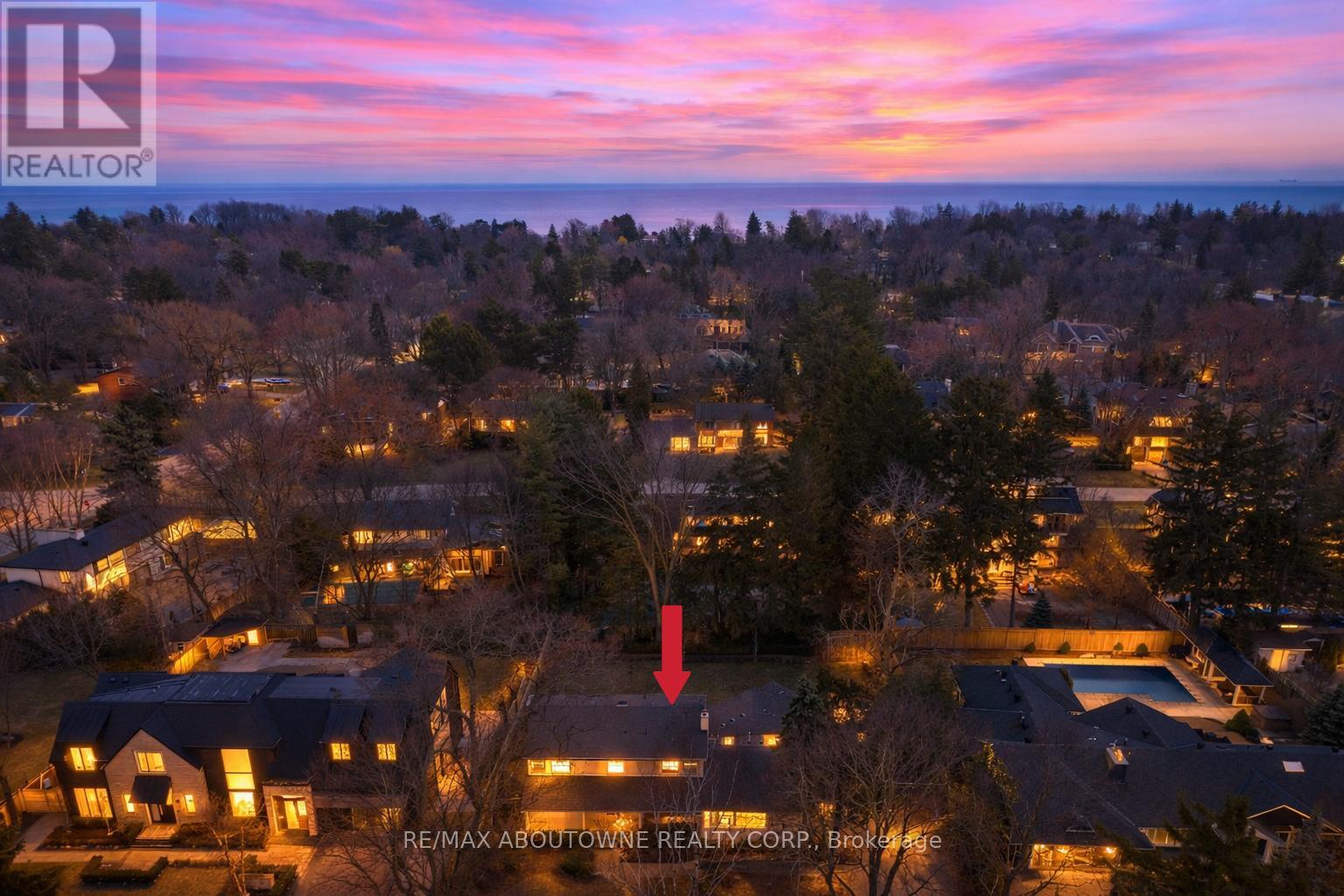 1268 Hillhurst Road, Oakville, Ontario  L6J 1X4 - Photo 46 - W12922924