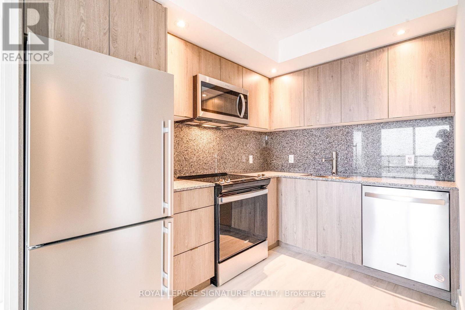 2505 - 10 Eva Road, Toronto, Ontario  M9C 0B3 - Photo 12 - W12922936