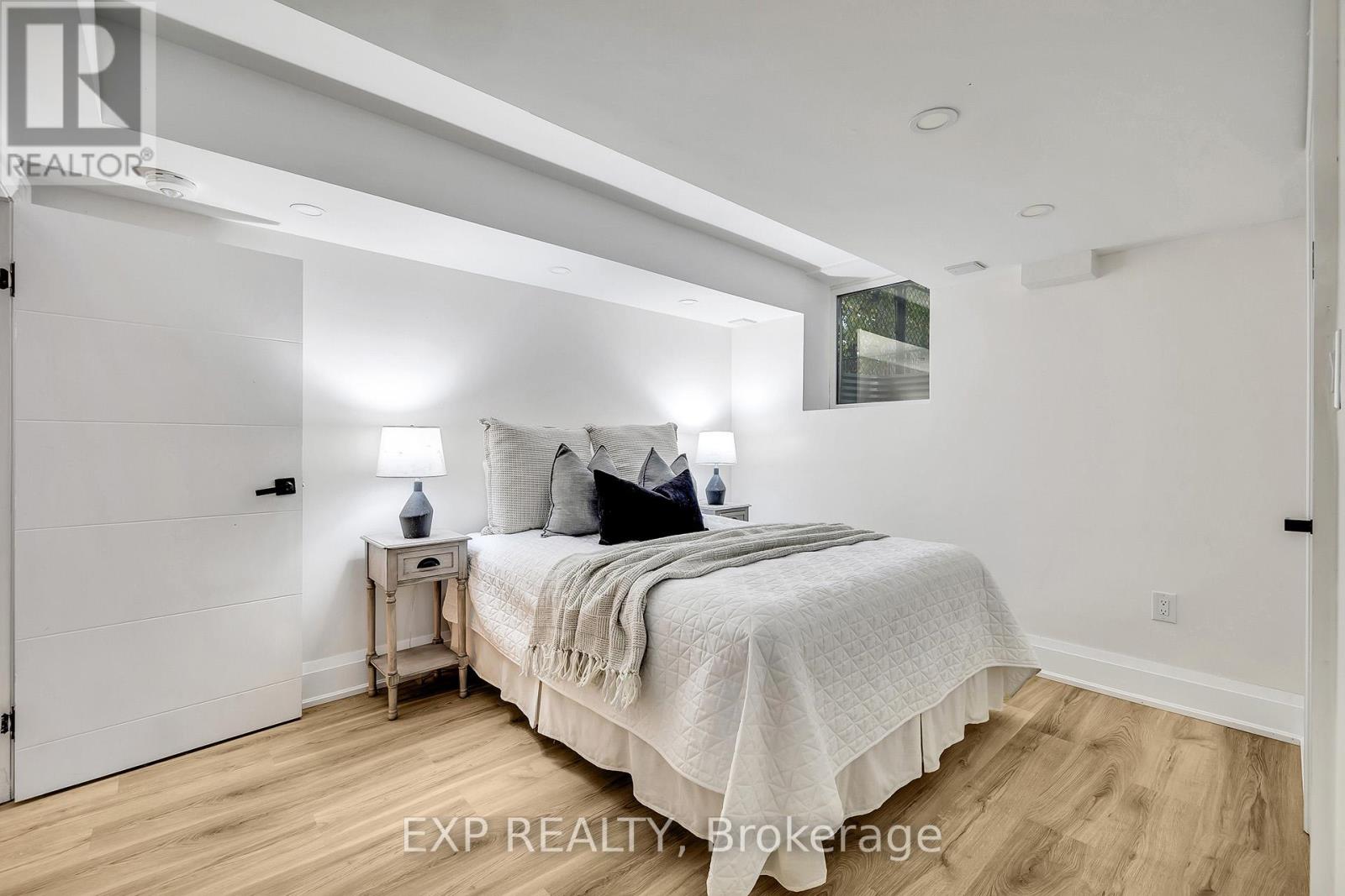 877 Kingsway Drive, Burlington, Ontario  L7T 3H8 - Photo 39 - W12922948