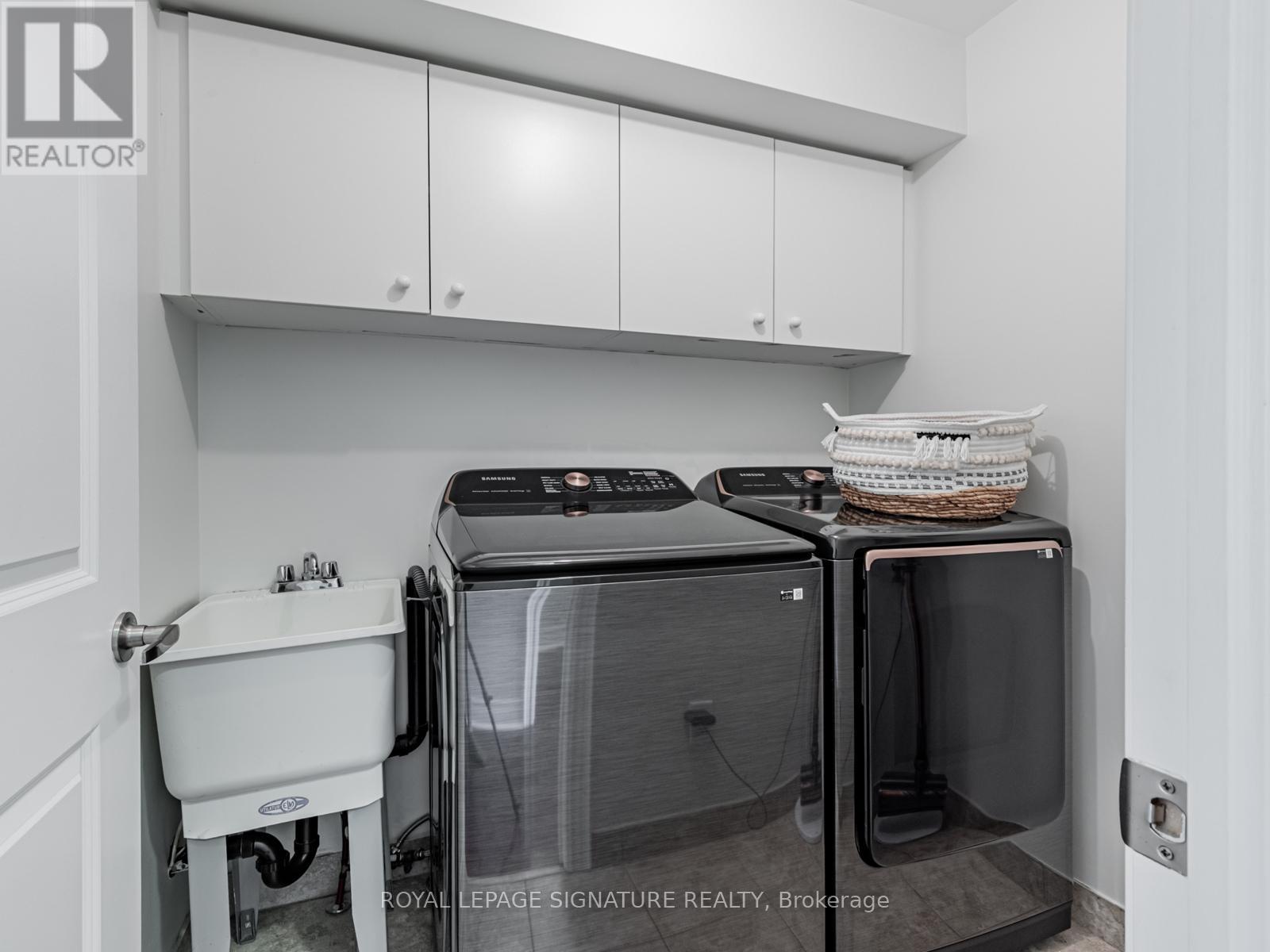 63 Ruby Lang Lane, Toronto, Ontario  M8Z 0B8 - Photo 25 - W12922968