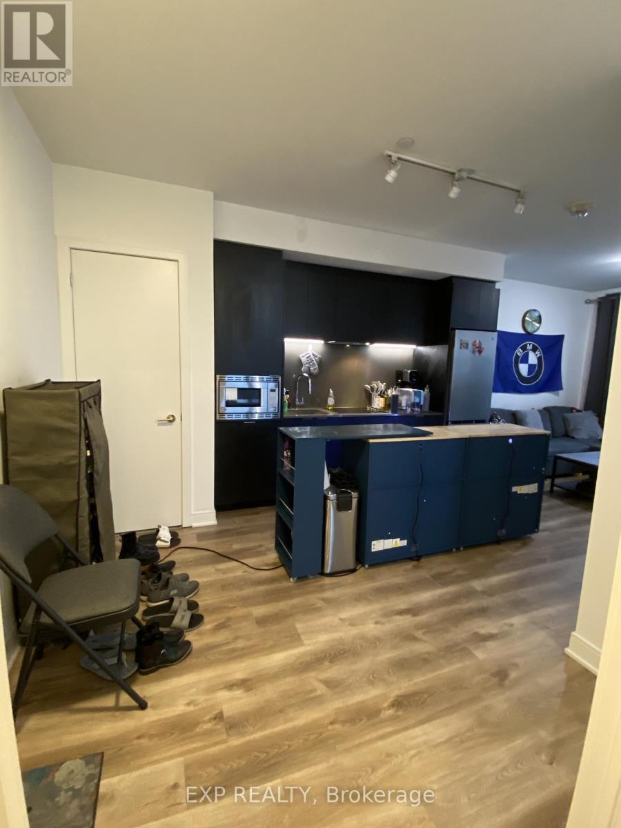 720 - 86 Dundas Street E, Mississauga, Ontario  L5A 1W4 - Photo 12 - W12922978