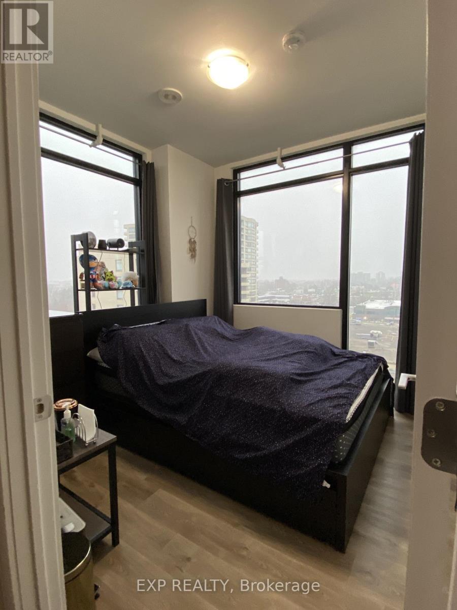 720 - 86 Dundas Street E, Mississauga, Ontario  L5A 1W4 - Photo 24 - W12922978