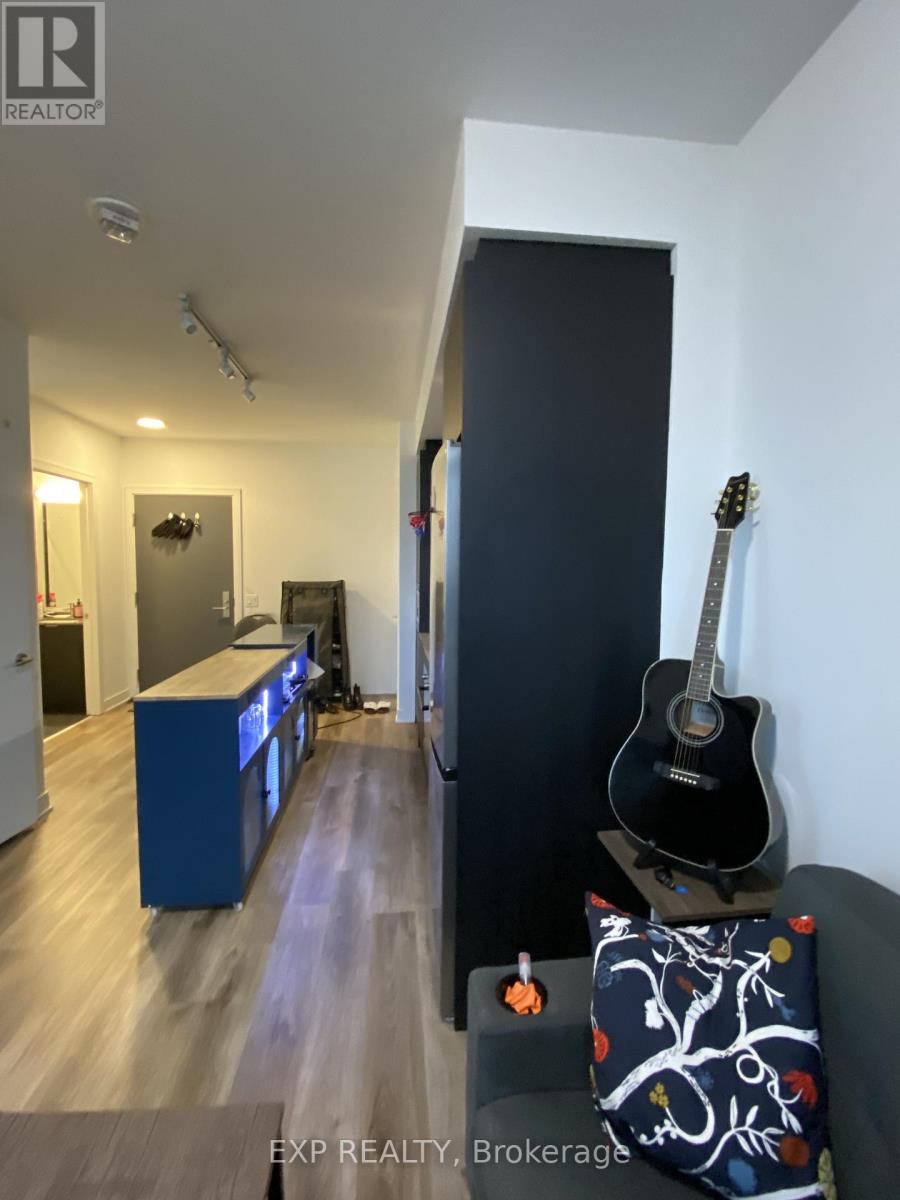 720 - 86 Dundas Street E, Mississauga, Ontario  L5A 1W4 - Photo 5 - W12922978