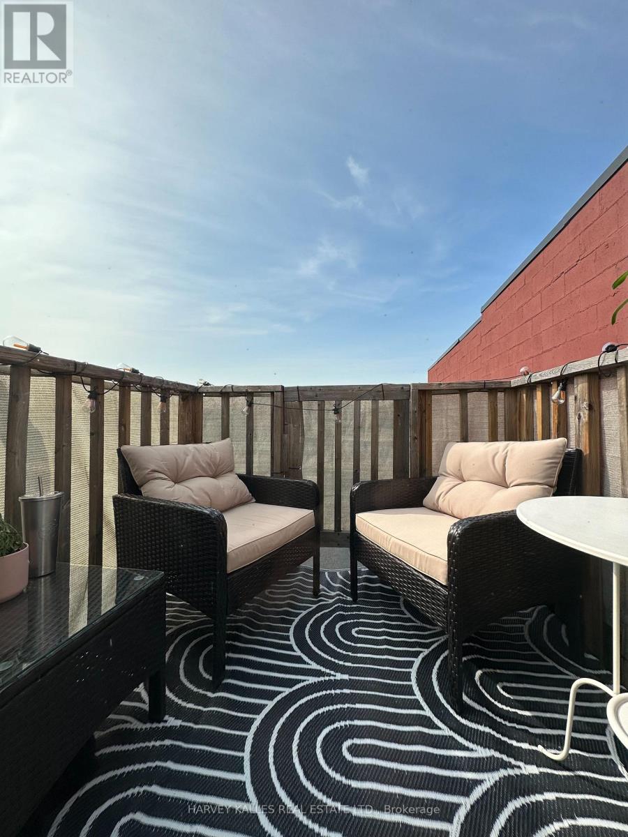 3rd - 904 Bloor Street W, Toronto, Ontario  M6H 1L1 - Photo 12 - W12922990