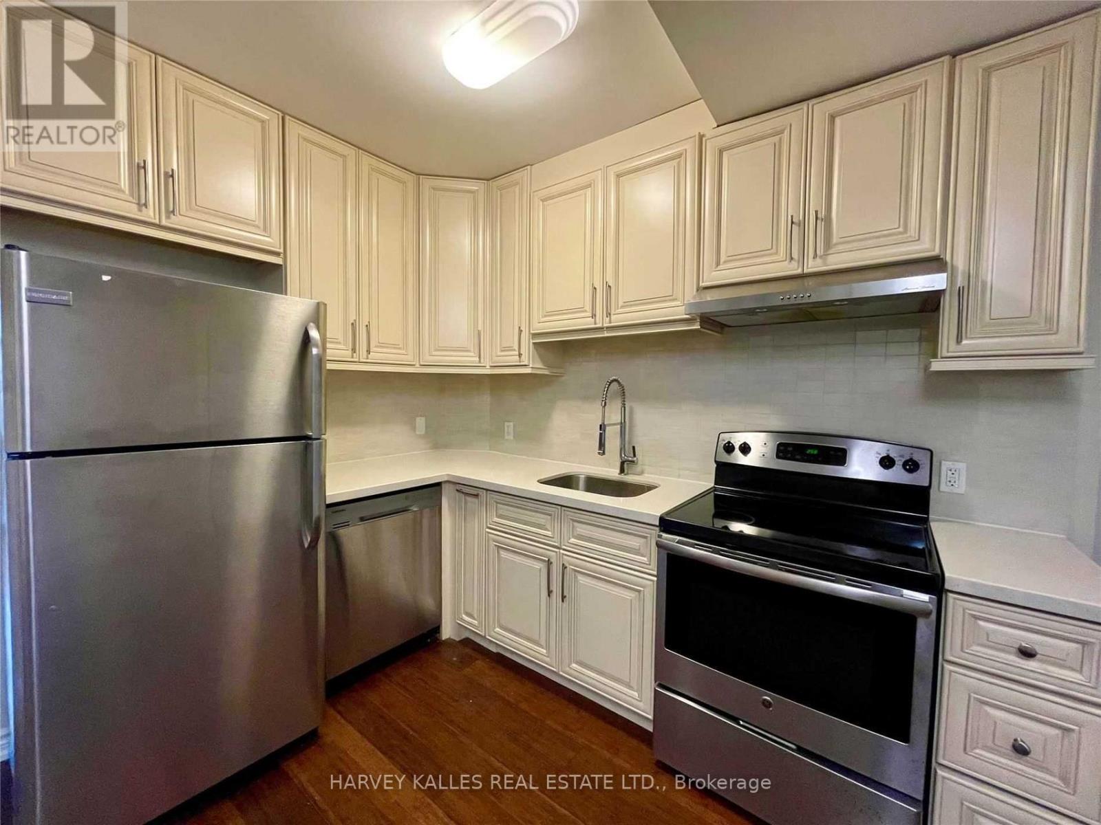 3rd - 904 Bloor Street W, Toronto, Ontario  M6H 1L1 - Photo 4 - W12922990