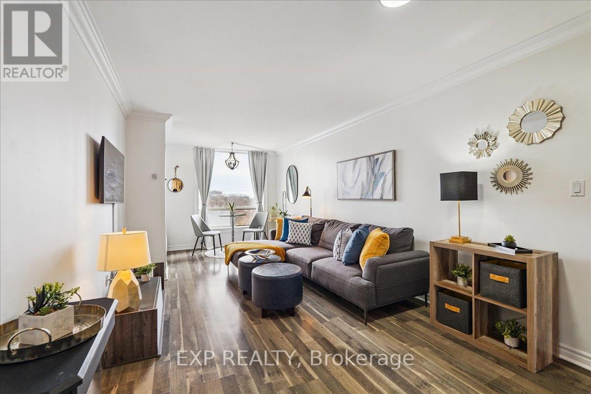 802 - 3 HICKORY TREE ROAD, Toronto, Ontario