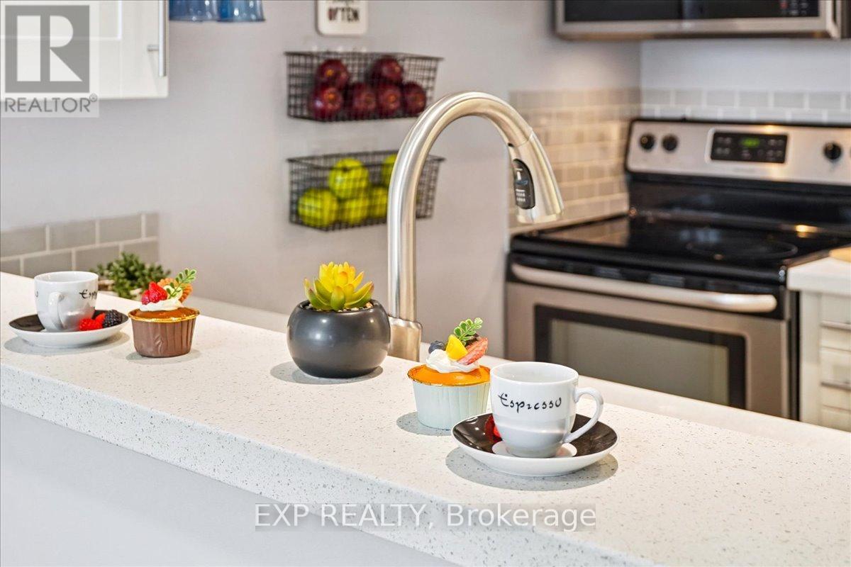 802 - 3 Hickory Tree Road, Toronto, Ontario  M9N 3W5 - Photo 14 - W12923032