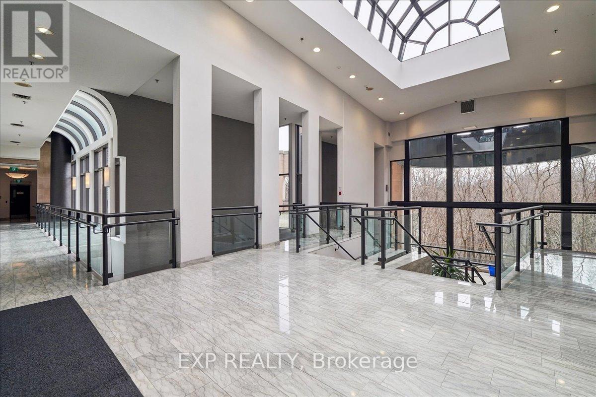 802 - 3 Hickory Tree Road, Toronto, Ontario  M9N 3W5 - Photo 6 - W12923032