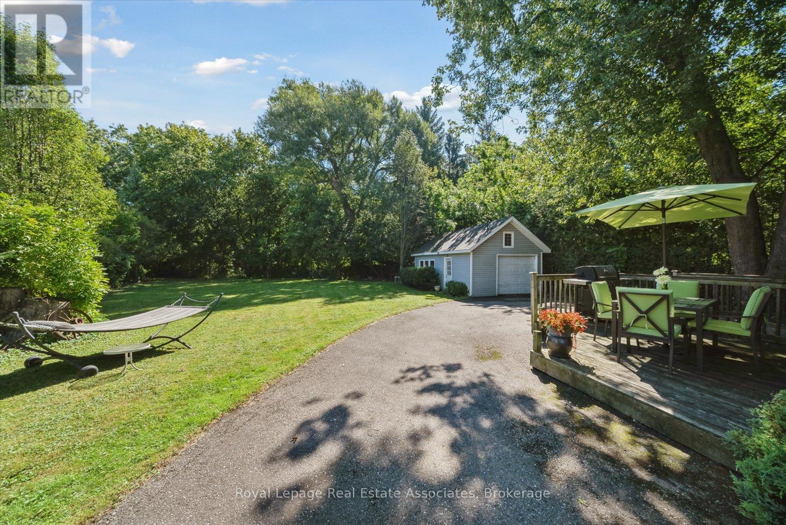 708 Montbeck Crescent, Mississauga, Ontario  L5G 1P3 - Photo 37 - W12923038