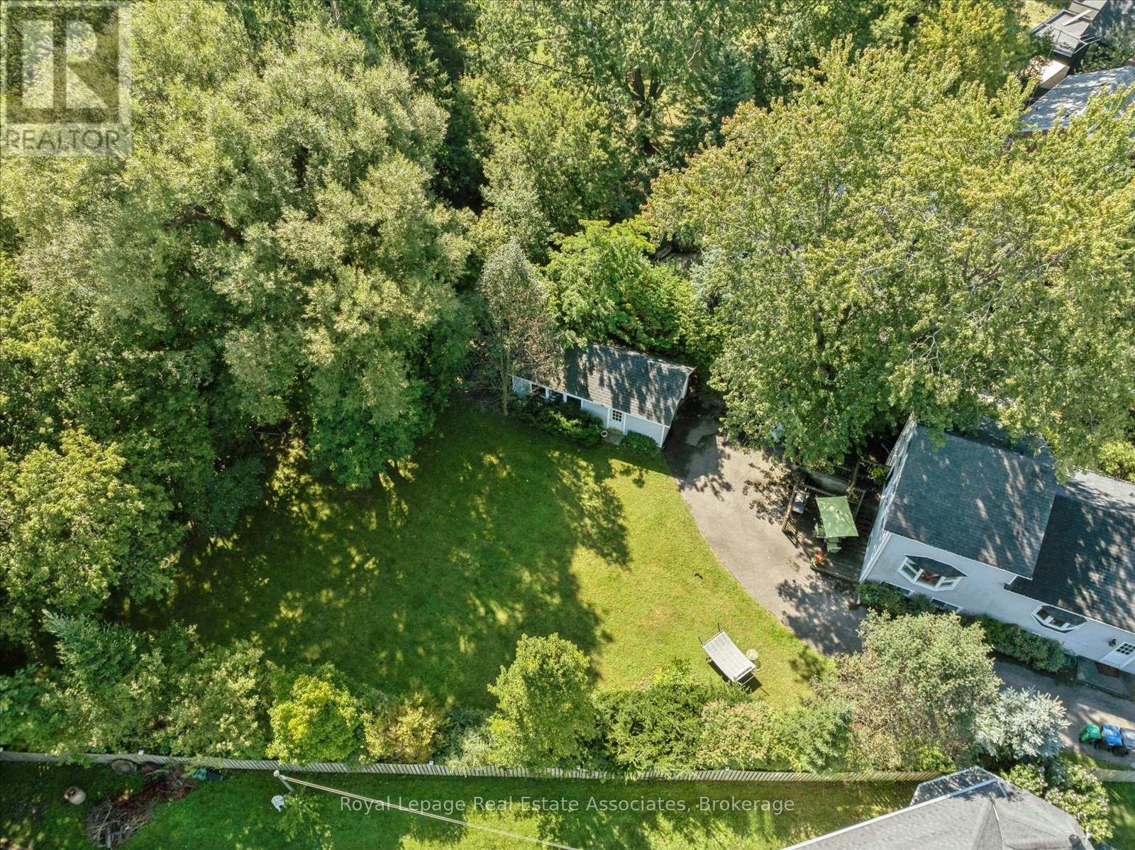 708 Montbeck Crescent, Mississauga, Ontario  L5G 1P3 - Photo 39 - W12923038