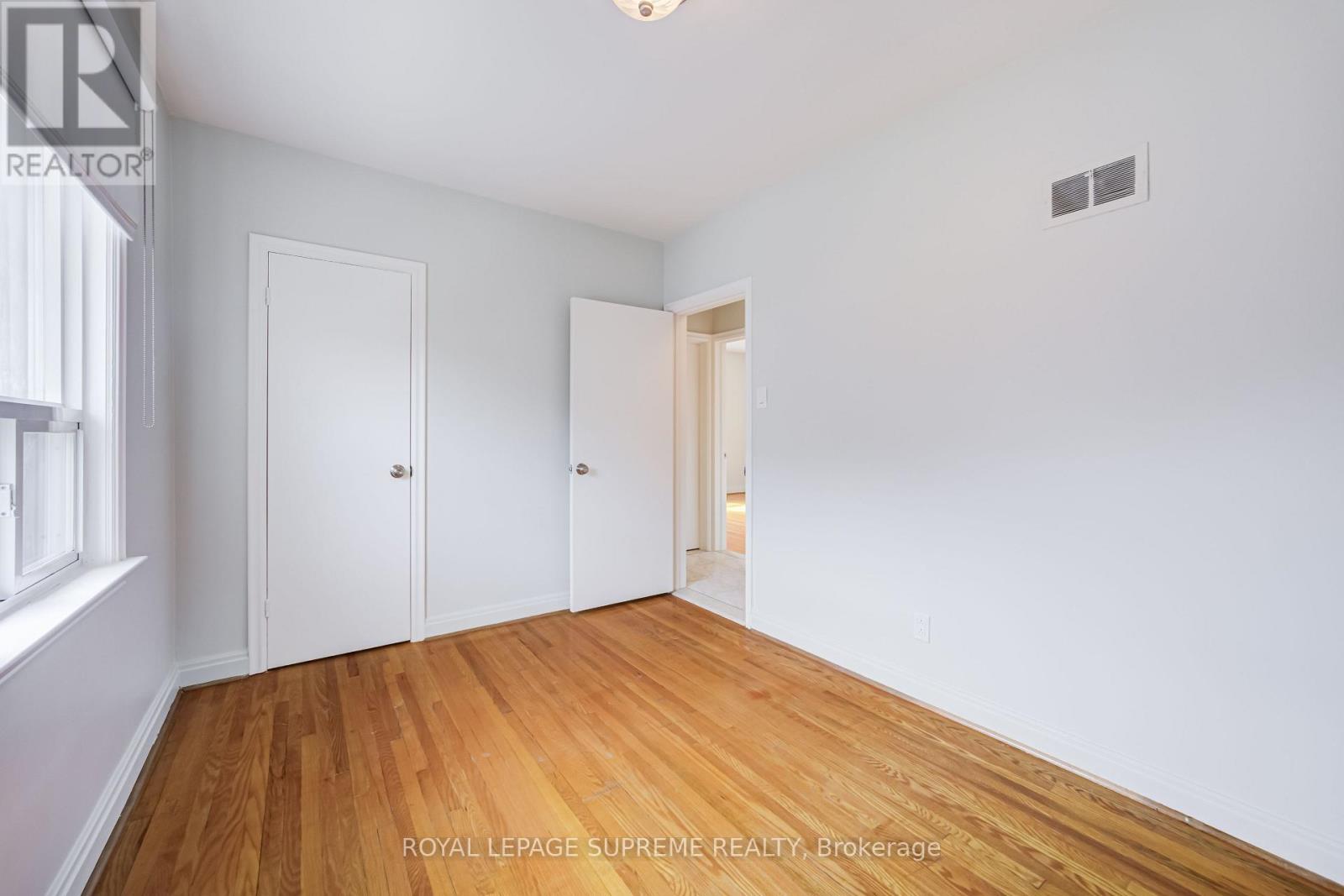 Main - 55 Keelegate Drive, Toronto, Ontario  M3K 1X9 - Photo 16 - W12923040