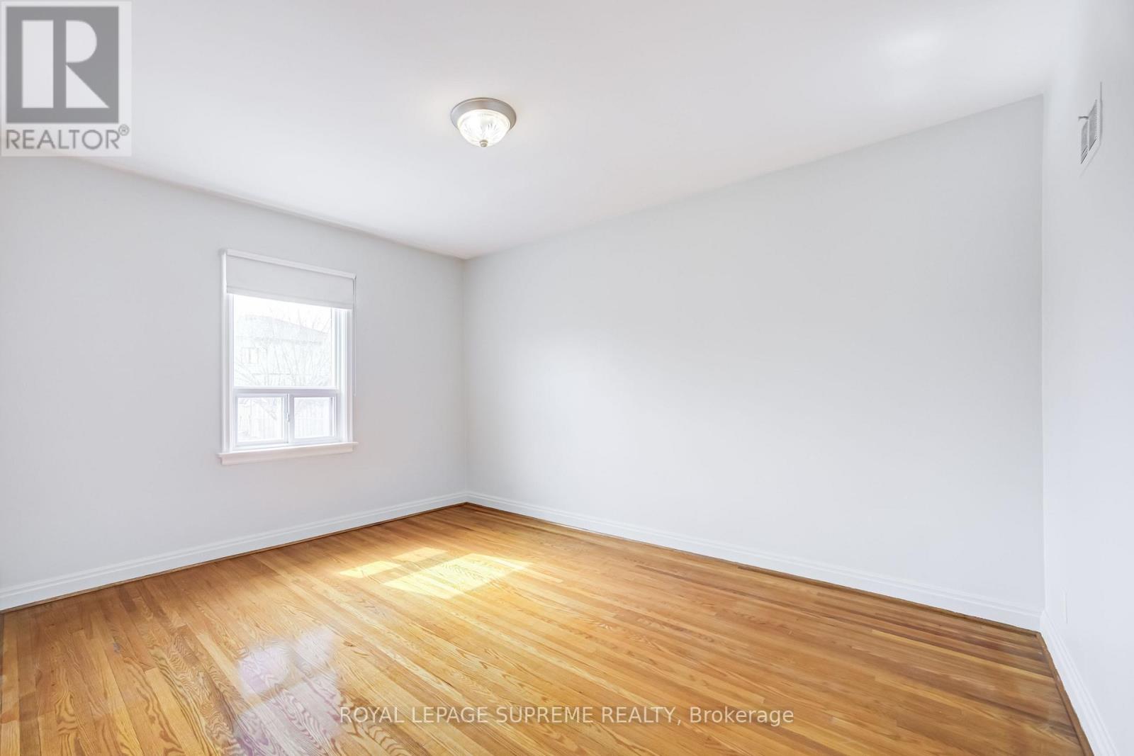 Main - 55 Keelegate Drive, Toronto, Ontario  M3K 1X9 - Photo 17 - W12923040