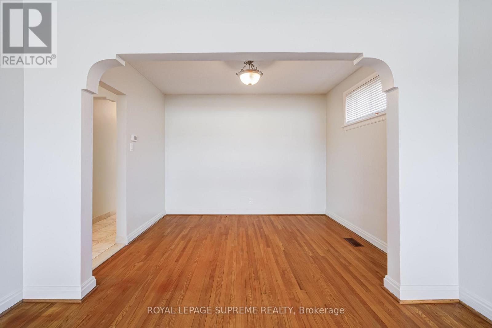 Main - 55 Keelegate Drive, Toronto, Ontario  M3K 1X9 - Photo 8 - W12923040