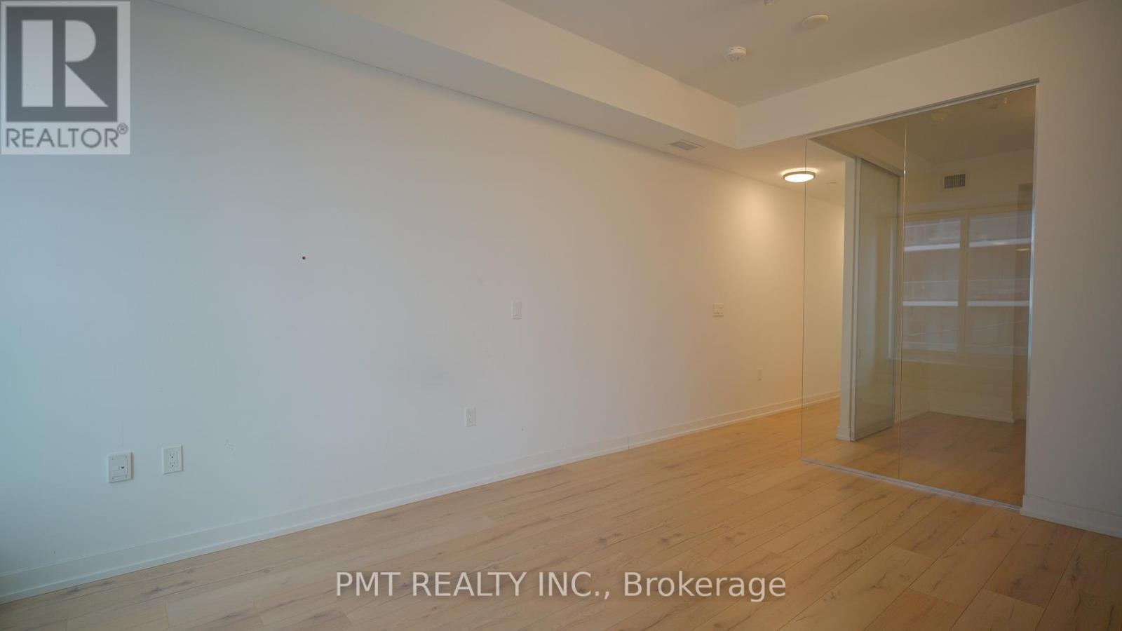 209 - 1195 The Queensway, Toronto, Ontario  M8Z 0H1 - Photo 4 - W12923048