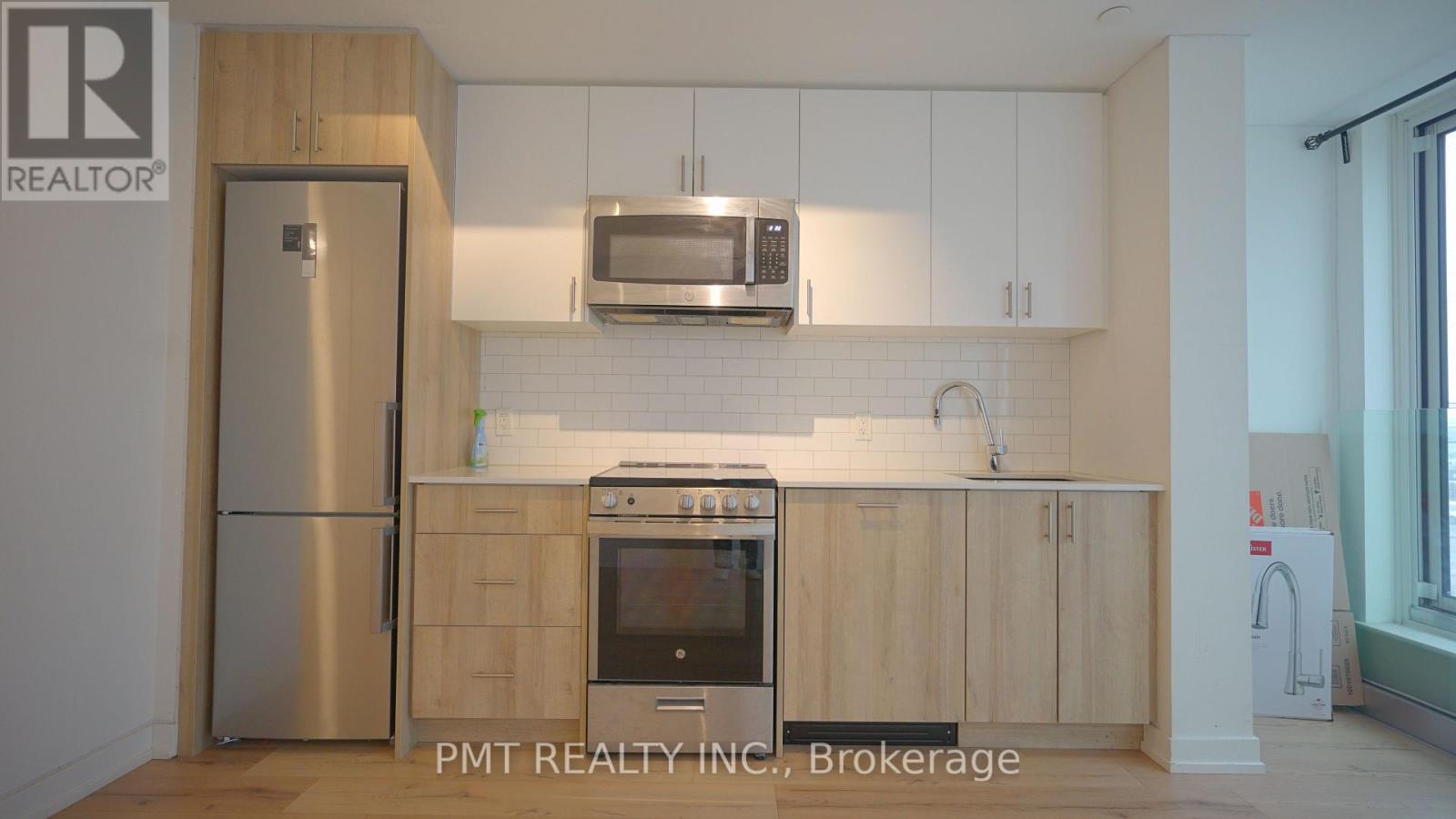 209 - 1195 The Queensway, Toronto, Ontario  M8Z 0H1 - Photo 6 - W12923048