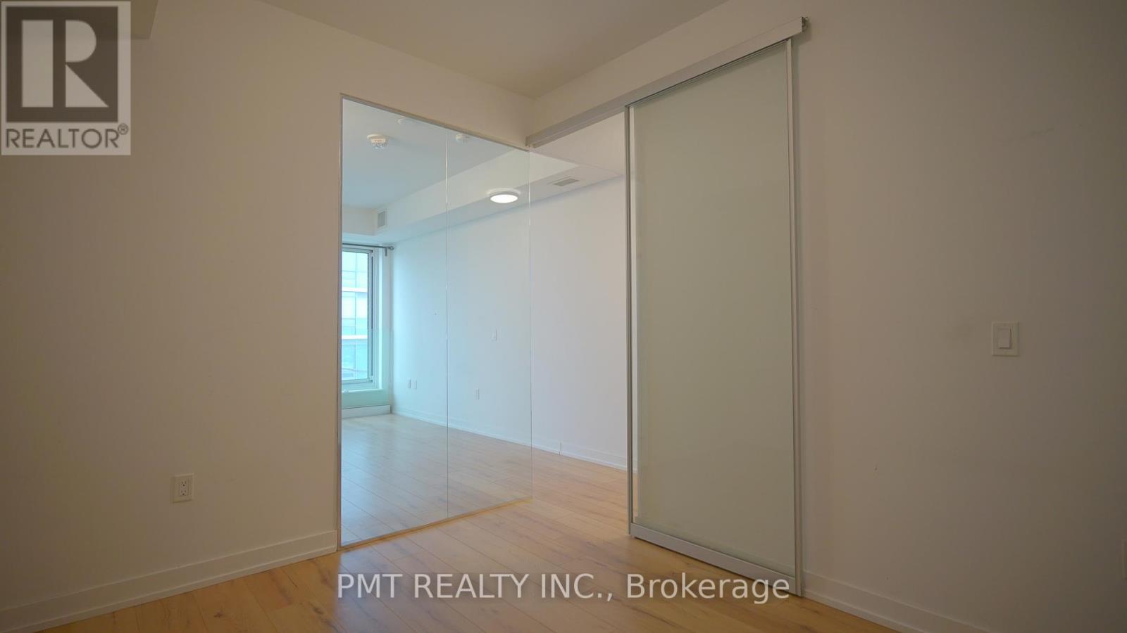 209 - 1195 The Queensway, Toronto, Ontario  M8Z 0H1 - Photo 8 - W12923048