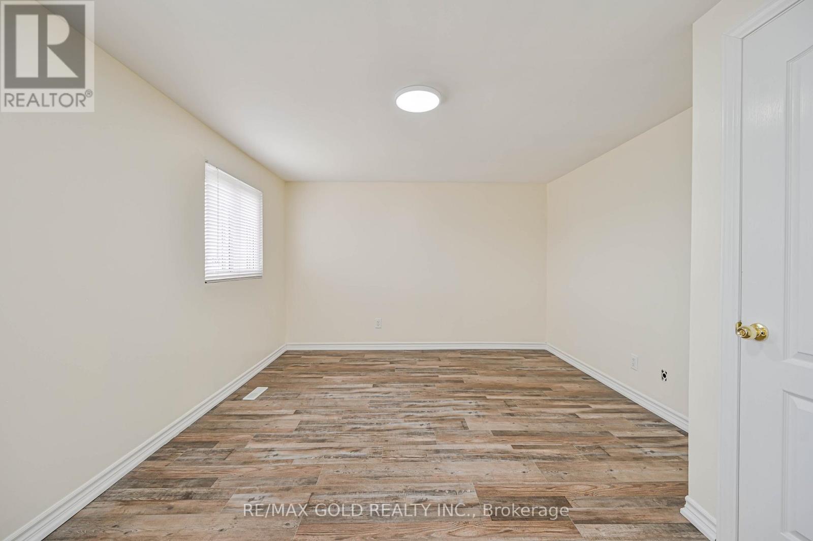 7755 Priory Crescent, Mississauga, Ontario  L4T 3H6 - Photo 20 - W12923142