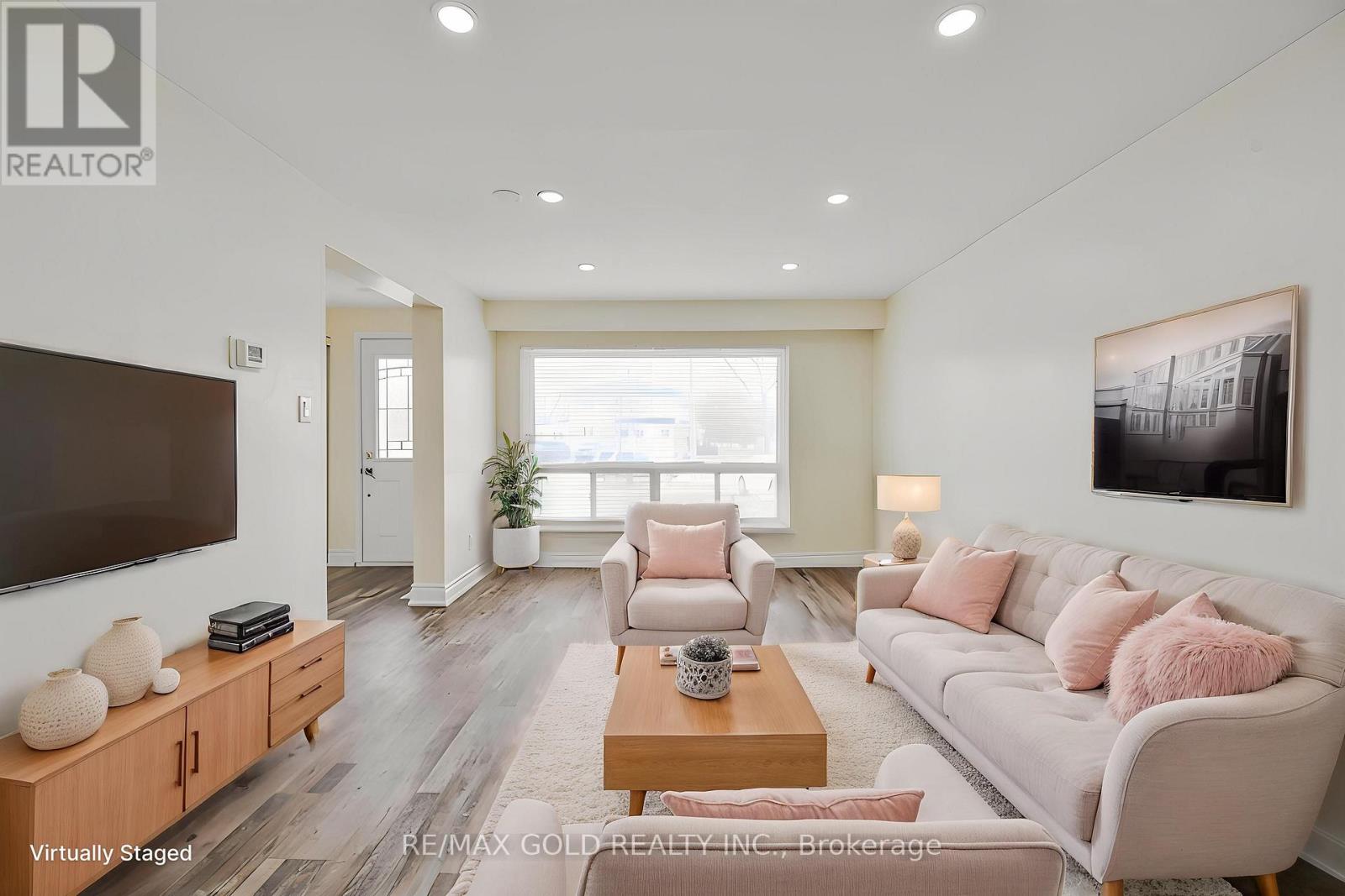 7755 Priory Crescent, Mississauga, Ontario  L4T 3H6 - Photo 6 - W12923142