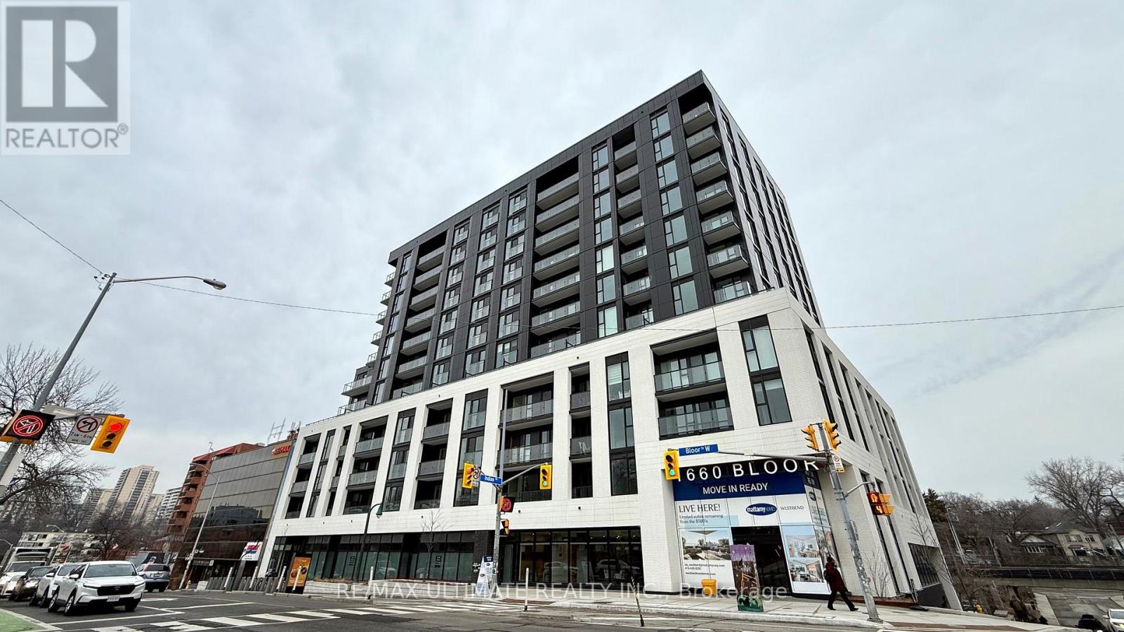 318 - 1660 BLOOR STREET W, Toronto, Ontario