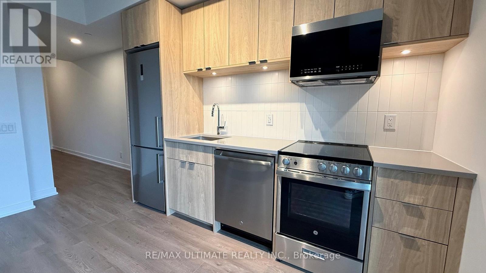 318 - 1660 Bloor Street W, Toronto, Ontario  M6P 1A8 - Photo 15 - W12923172