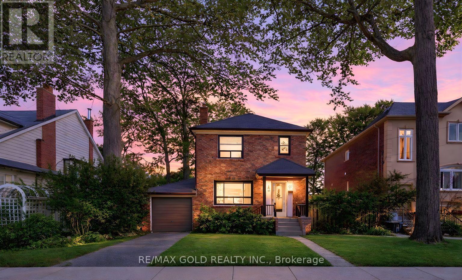 65 LONG BRANCH AVENUE, Toronto, Ontario