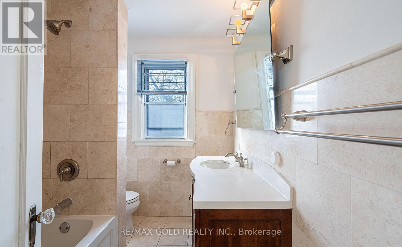 65 Long Branch Avenue, Toronto, Ontario  M8W 3J3 - Photo 15 - W12923198