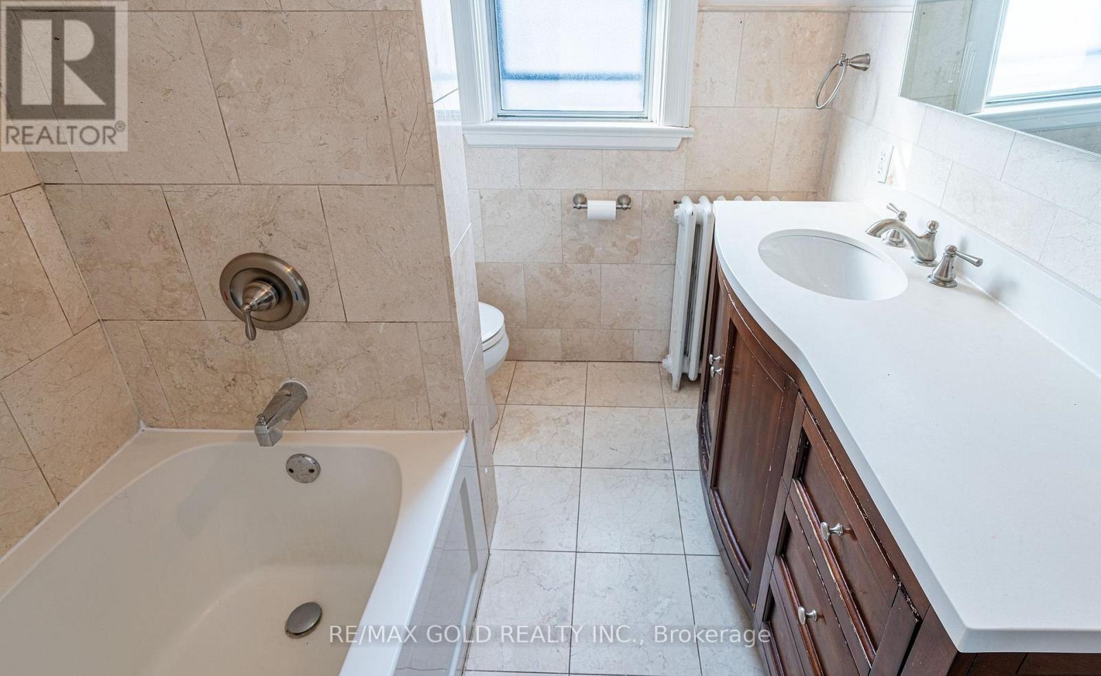 65 Long Branch Avenue, Toronto, Ontario  M8W 3J3 - Photo 16 - W12923198