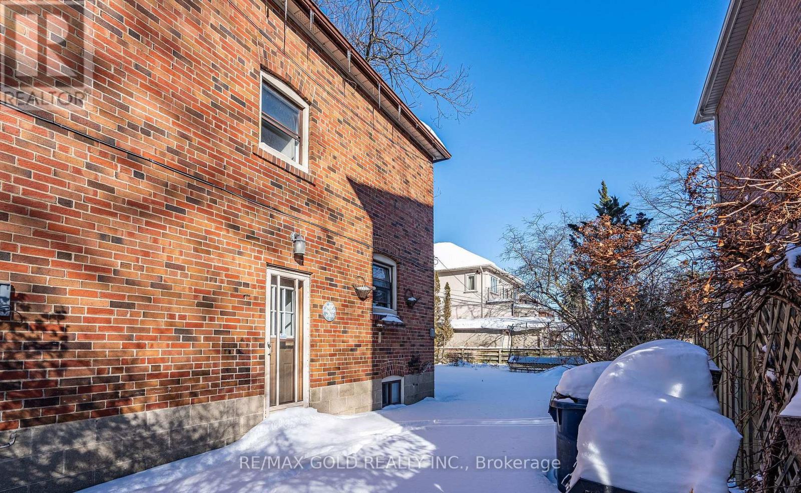 65 Long Branch Avenue, Toronto, Ontario  M8W 3J3 - Photo 32 - W12923198