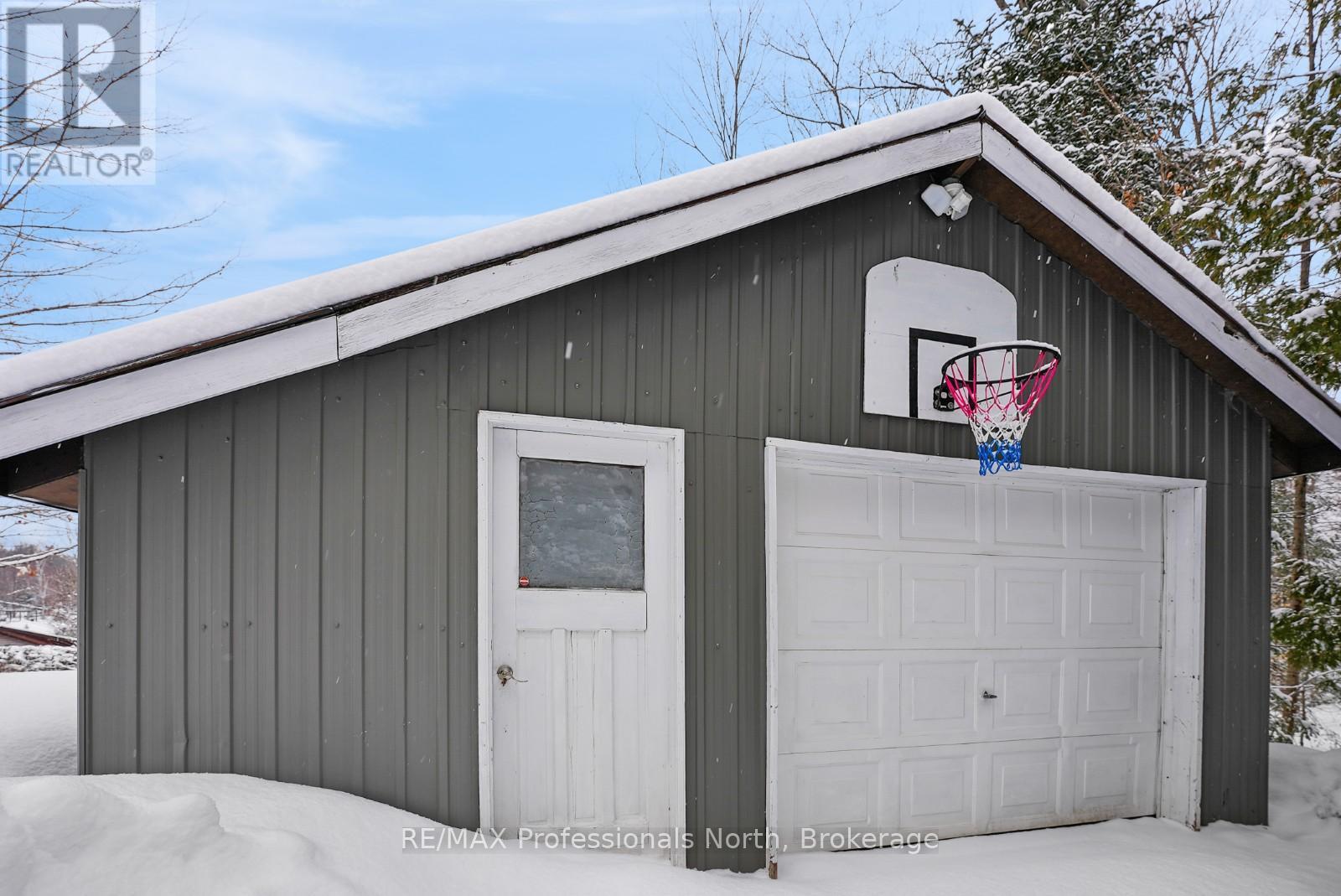 1054 Grace River Road, Highlands East, Ontario  K0L 1M0 - Photo 23 - X12919494