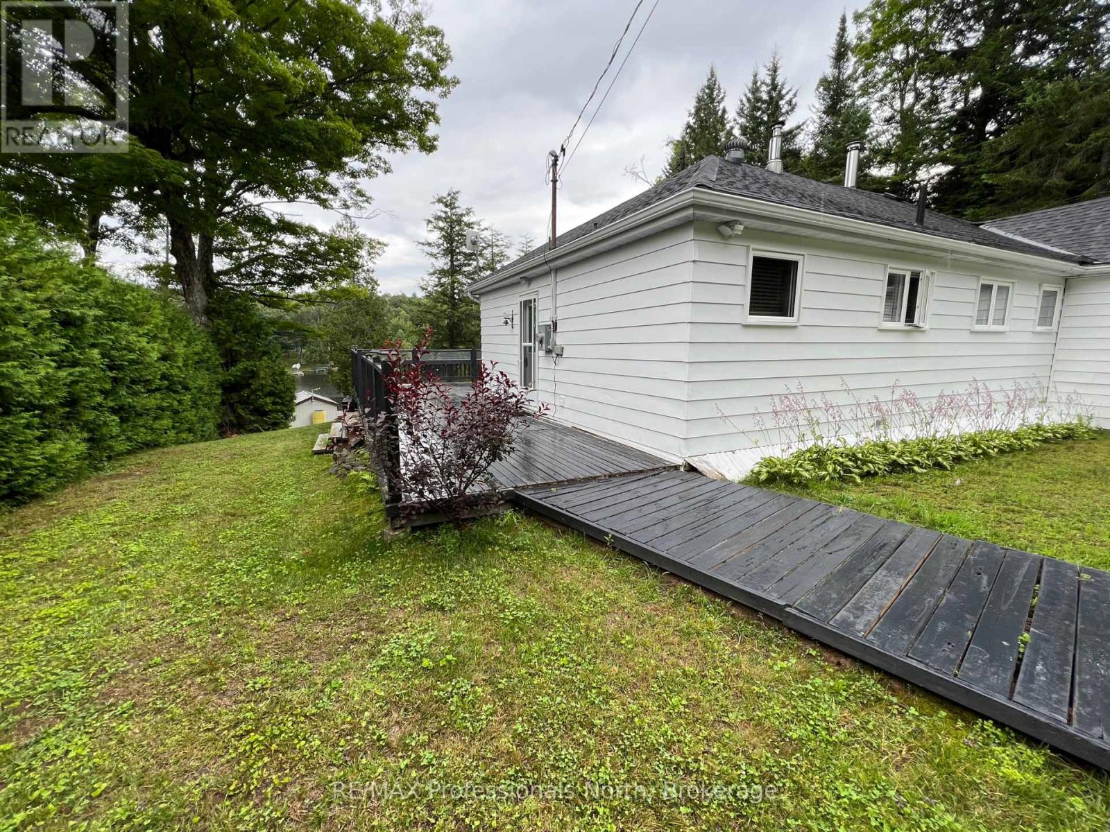 1054 Grace River Road, Highlands East, Ontario  K0L 1M0 - Photo 5 - X12919494