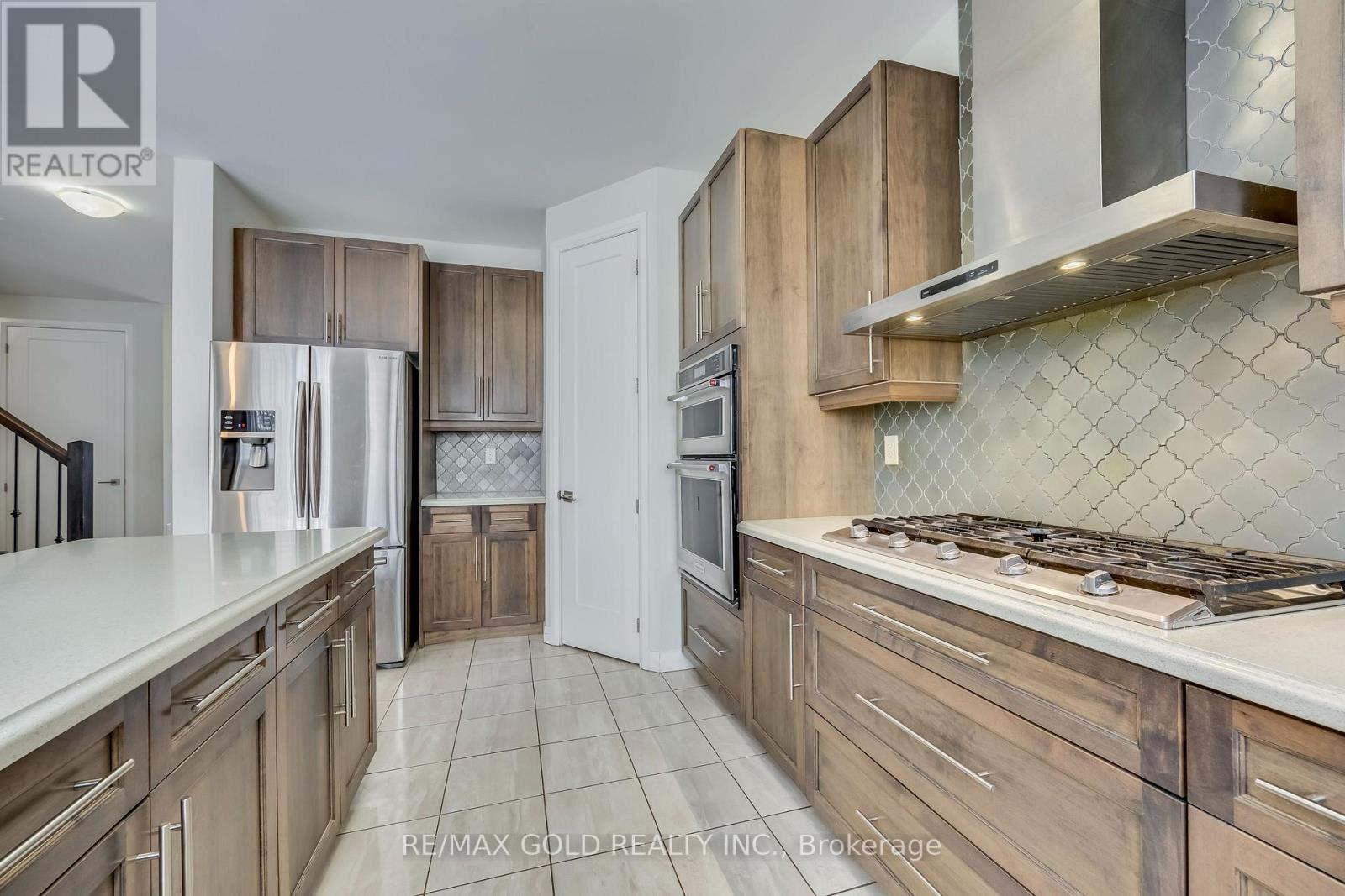 56 Lexington Avenue, Hamilton, Ontario L8J 0L5 - Photo 14 - X12922946