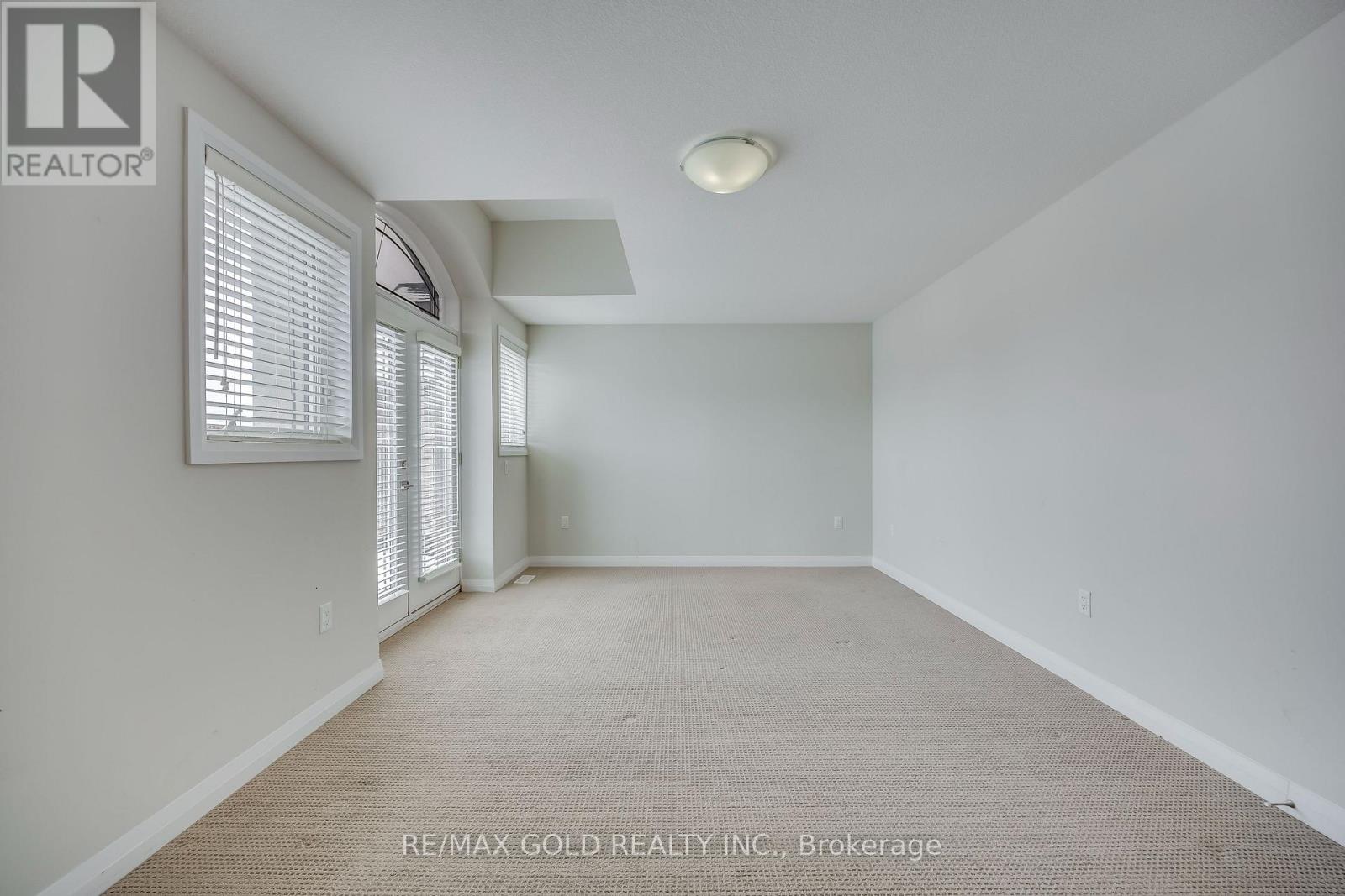 56 Lexington Avenue, Hamilton, Ontario L8J 0L5 - Photo 25 - X12922946