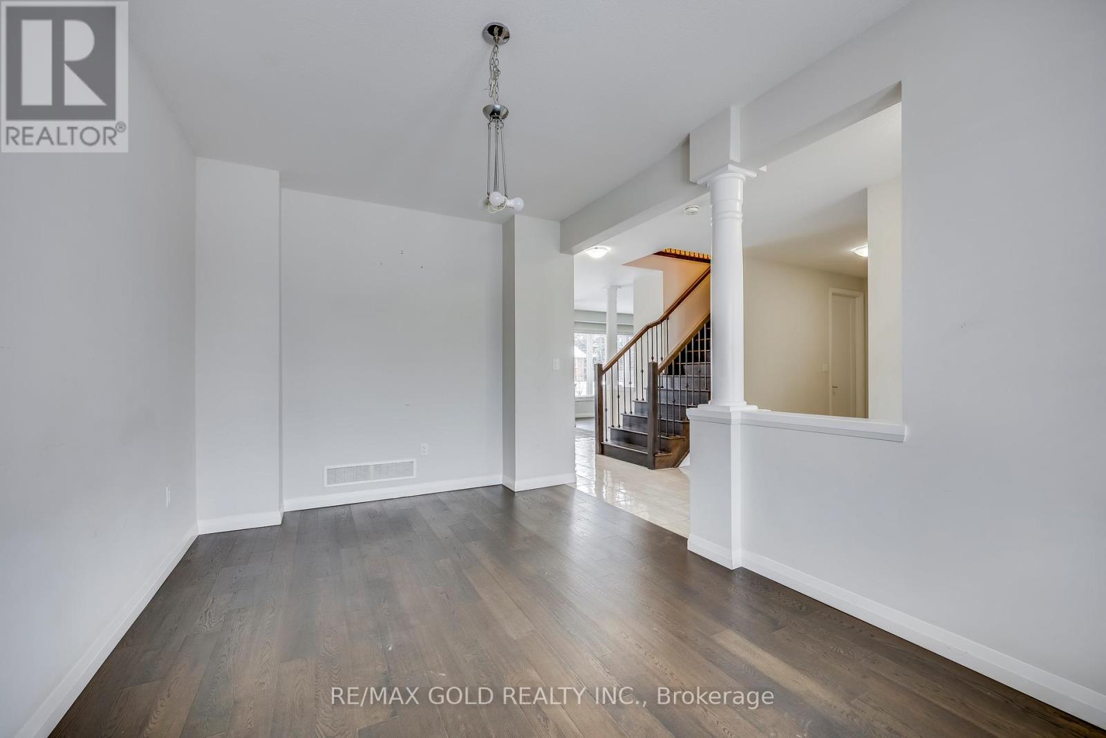 56 Lexington Avenue, Hamilton, Ontario L8J 0L5 - Photo 5 - X12922946