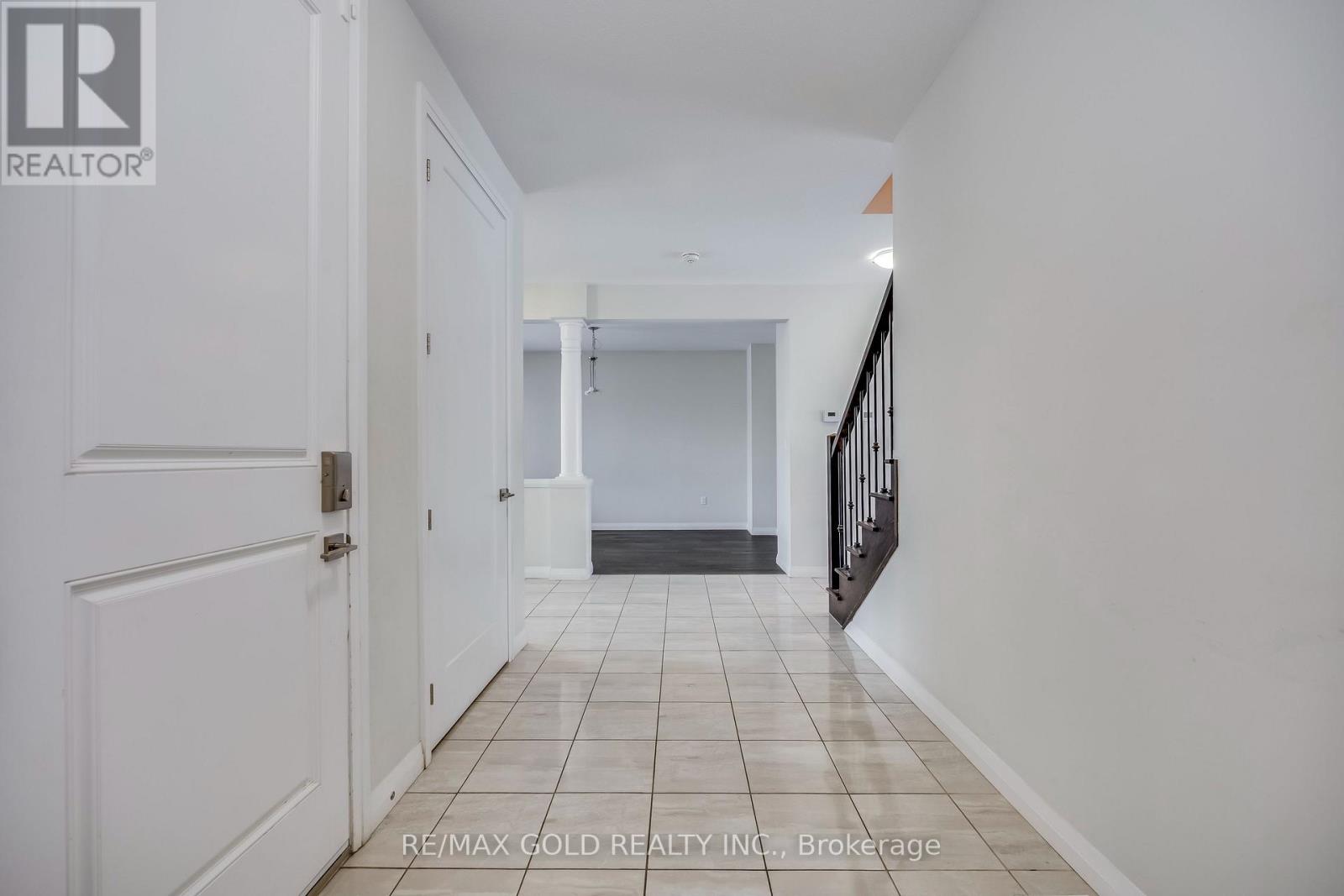 56 Lexington Avenue, Hamilton, Ontario L8J 0L5 - Photo 8 - X12922946