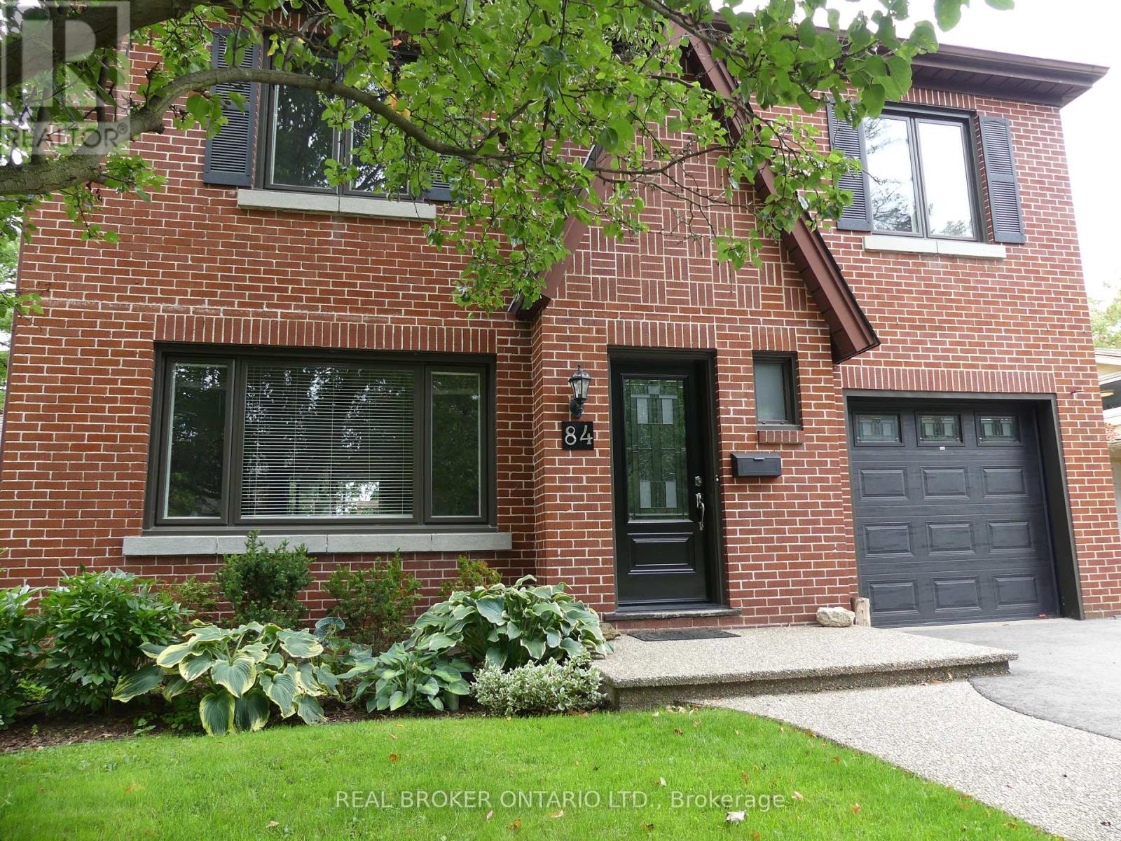 84 Queen Street, Guelph, Ontario  N1E 4R8 - Photo 2 - X12922950