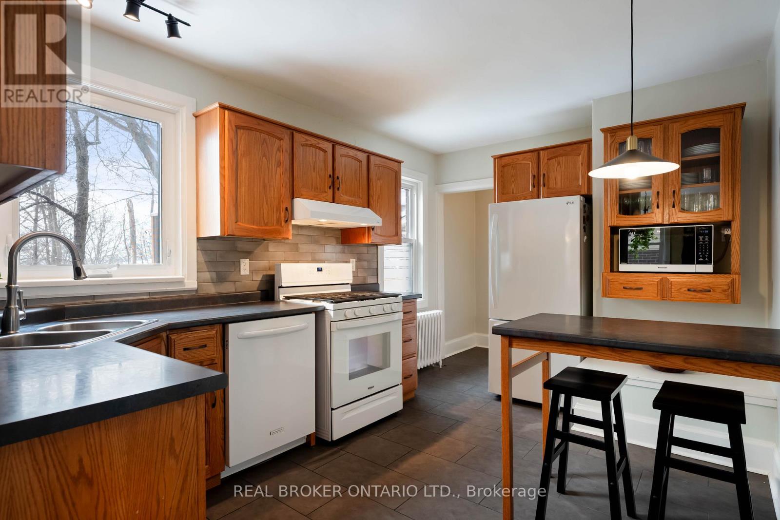 84 Queen Street, Guelph, Ontario  N1E 4R8 - Photo 22 - X12922950