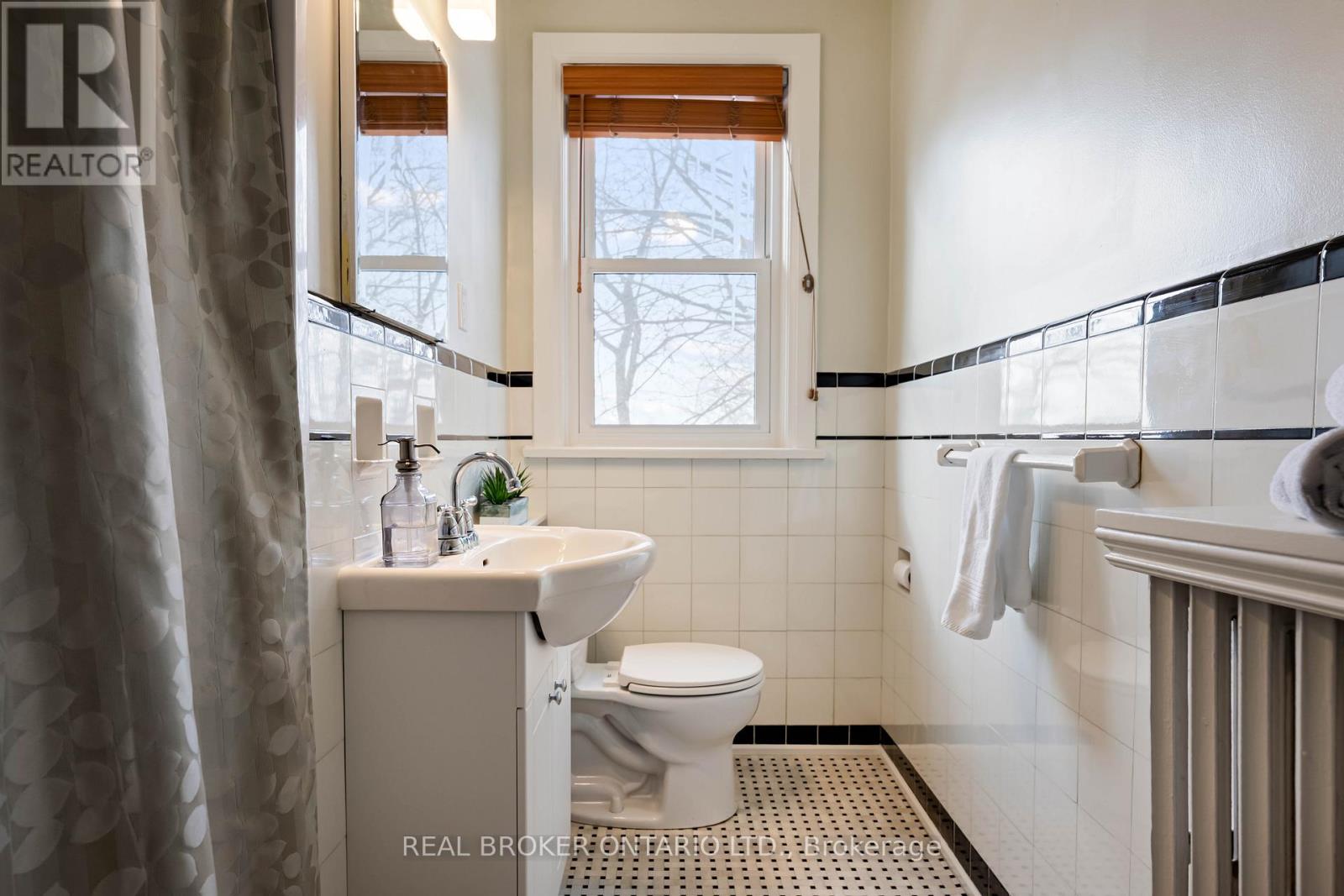 84 Queen Street, Guelph, Ontario  N1E 4R8 - Photo 30 - X12922950