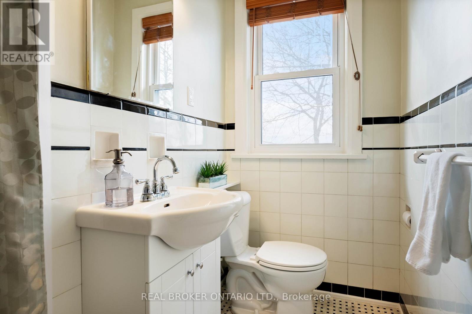 84 Queen Street, Guelph, Ontario  N1E 4R8 - Photo 31 - X12922950