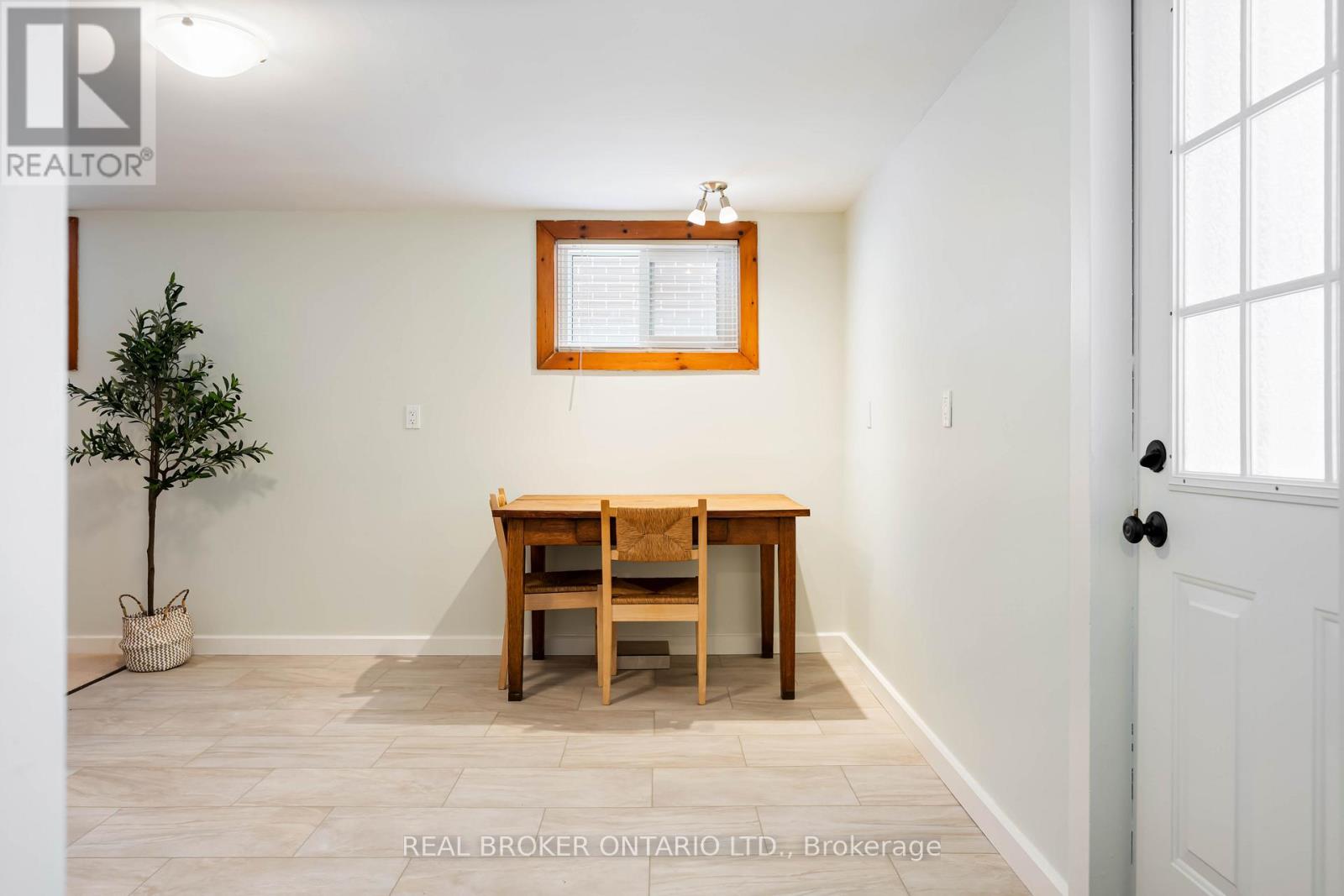 84 Queen Street, Guelph, Ontario  N1E 4R8 - Photo 38 - X12922950