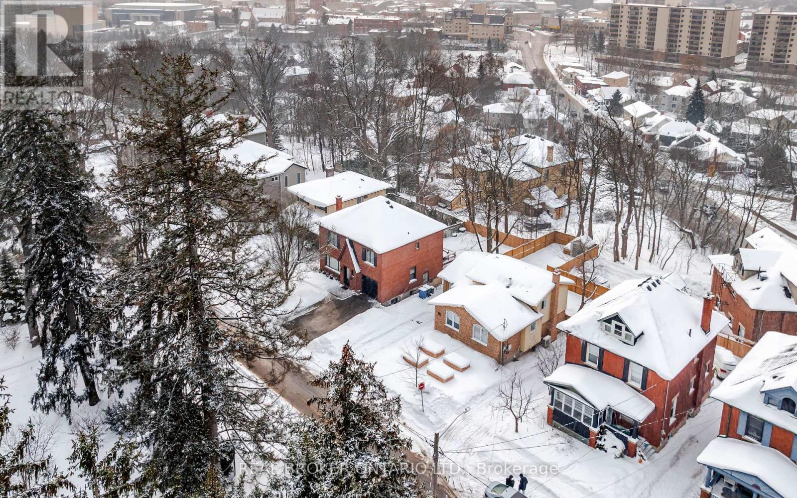 84 Queen Street, Guelph, Ontario  N1E 4R8 - Photo 4 - X12922950