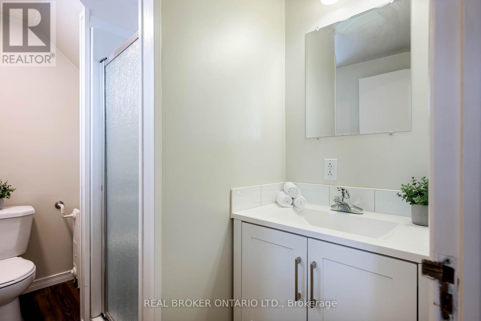 84 Queen Street, Guelph, Ontario  N1E 4R8 - Photo 44 - X12922950